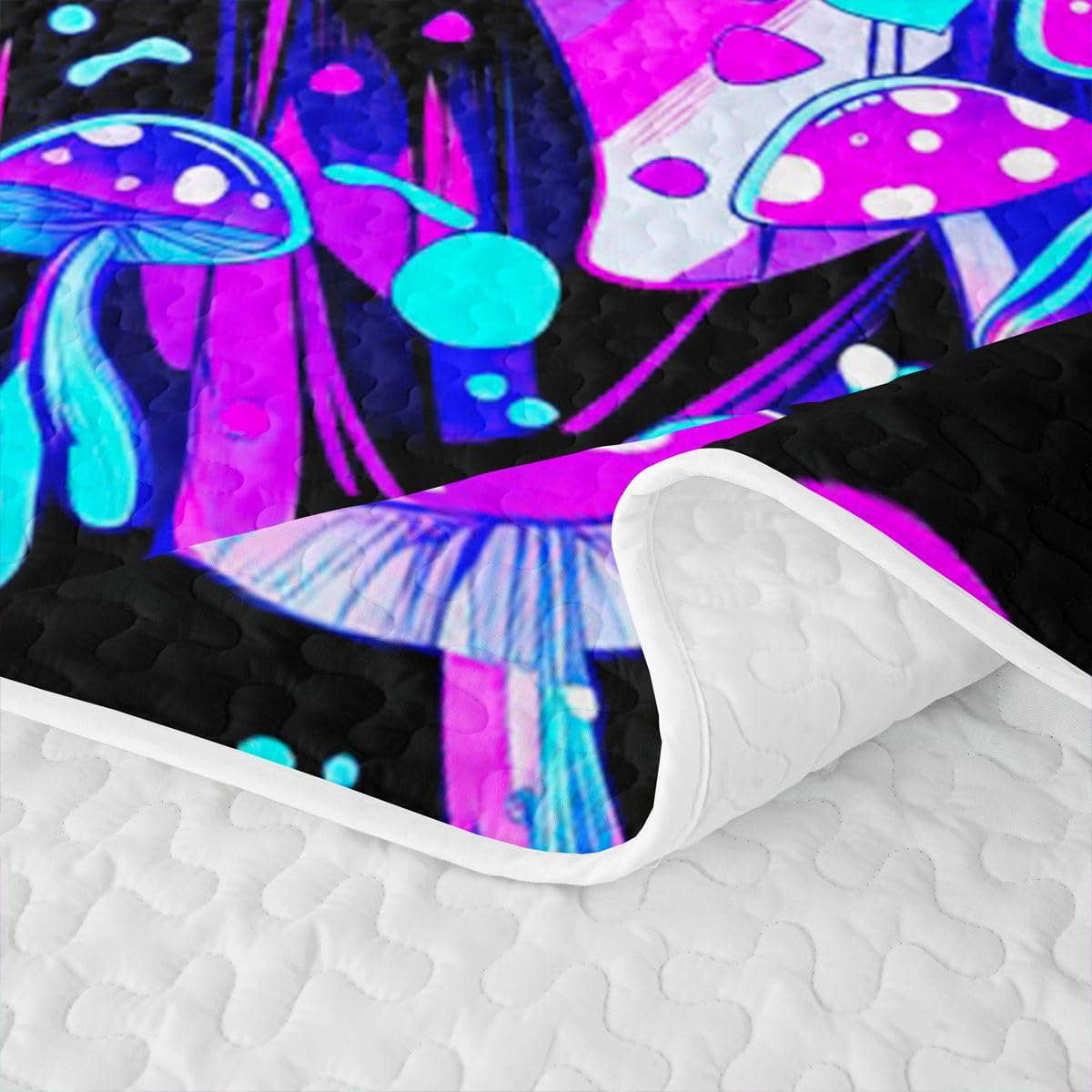 Erosebridal Kawaii Japanese Girl Quilt Twin Size - Anime Girl Bedspread Fantasy Mushrooms Bed Coverlet with 1 Pillowcase