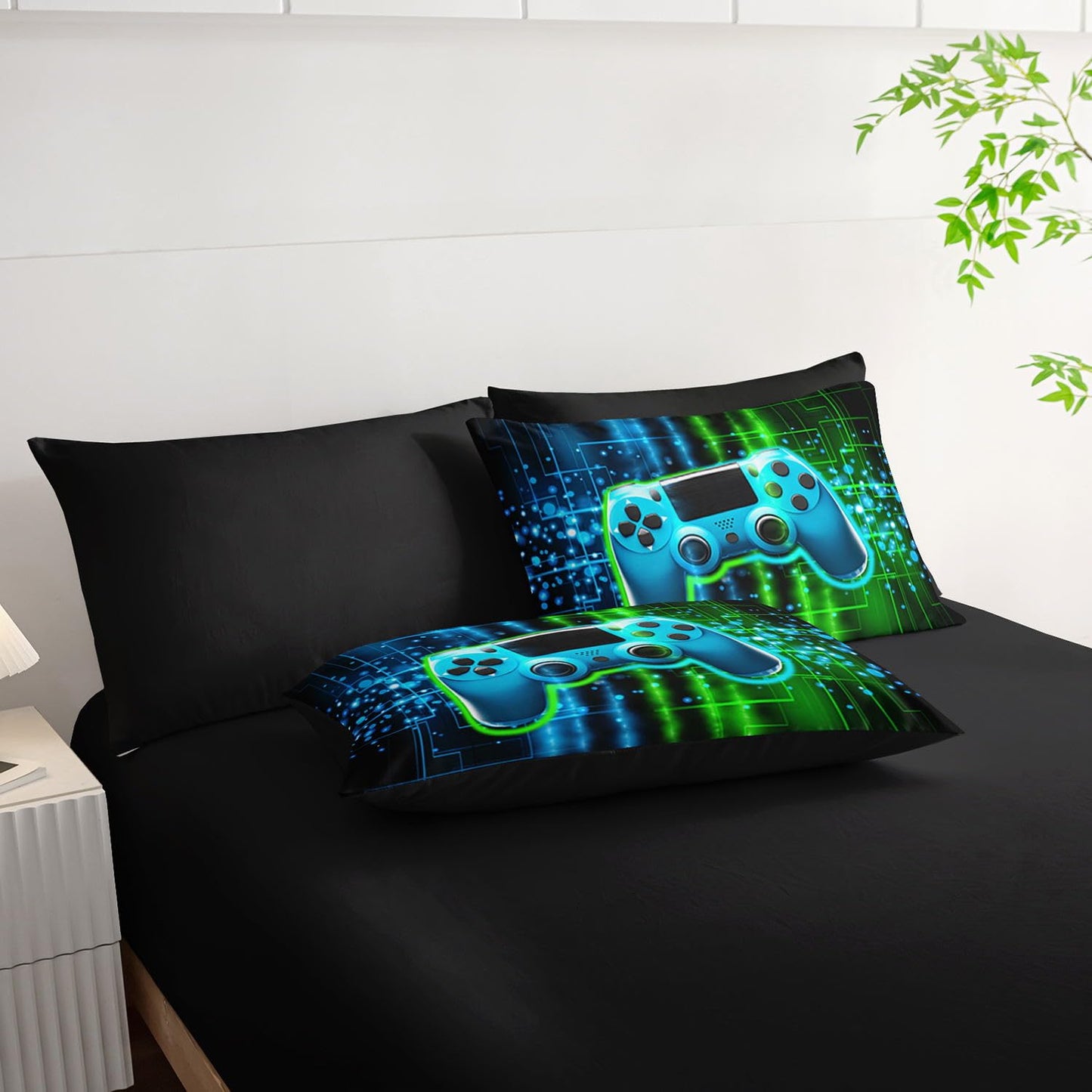 Smell Sunshine 7Pcs Gamer Comforter Set 3D Gamepad Printed Bedding Set with 1 Comforter, 1 Flat Sheet, 1 Fitted Sheet and 4 Pillowcases for Boys and Girls Bedroom (Gamepad Twin