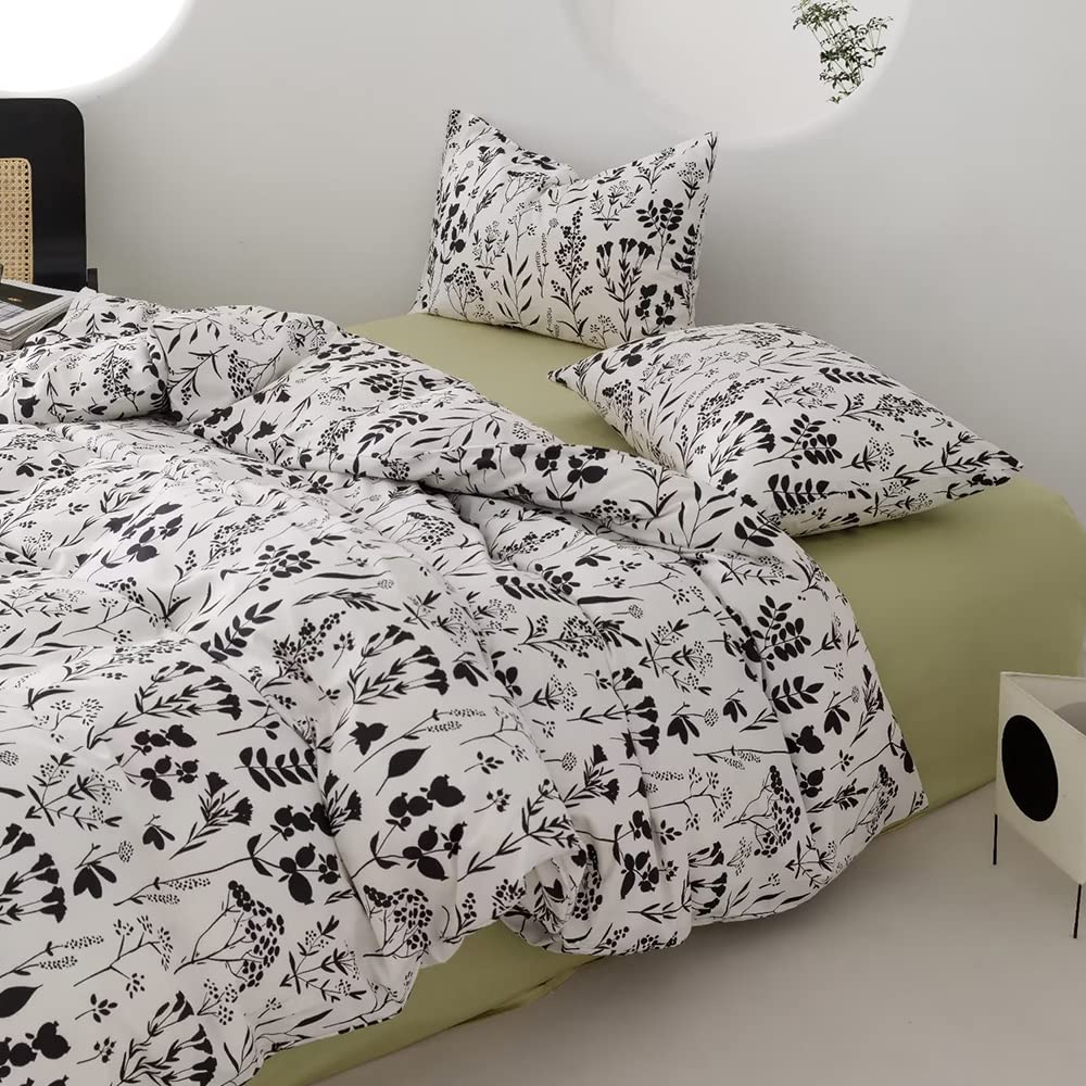 CLOTHKNOW White Black Queen Comforter Set 3Pcs Black Floral Bedding Comforter Sets White Boho Bedding Sets Black Flowers Bed Comforter Sets Queen