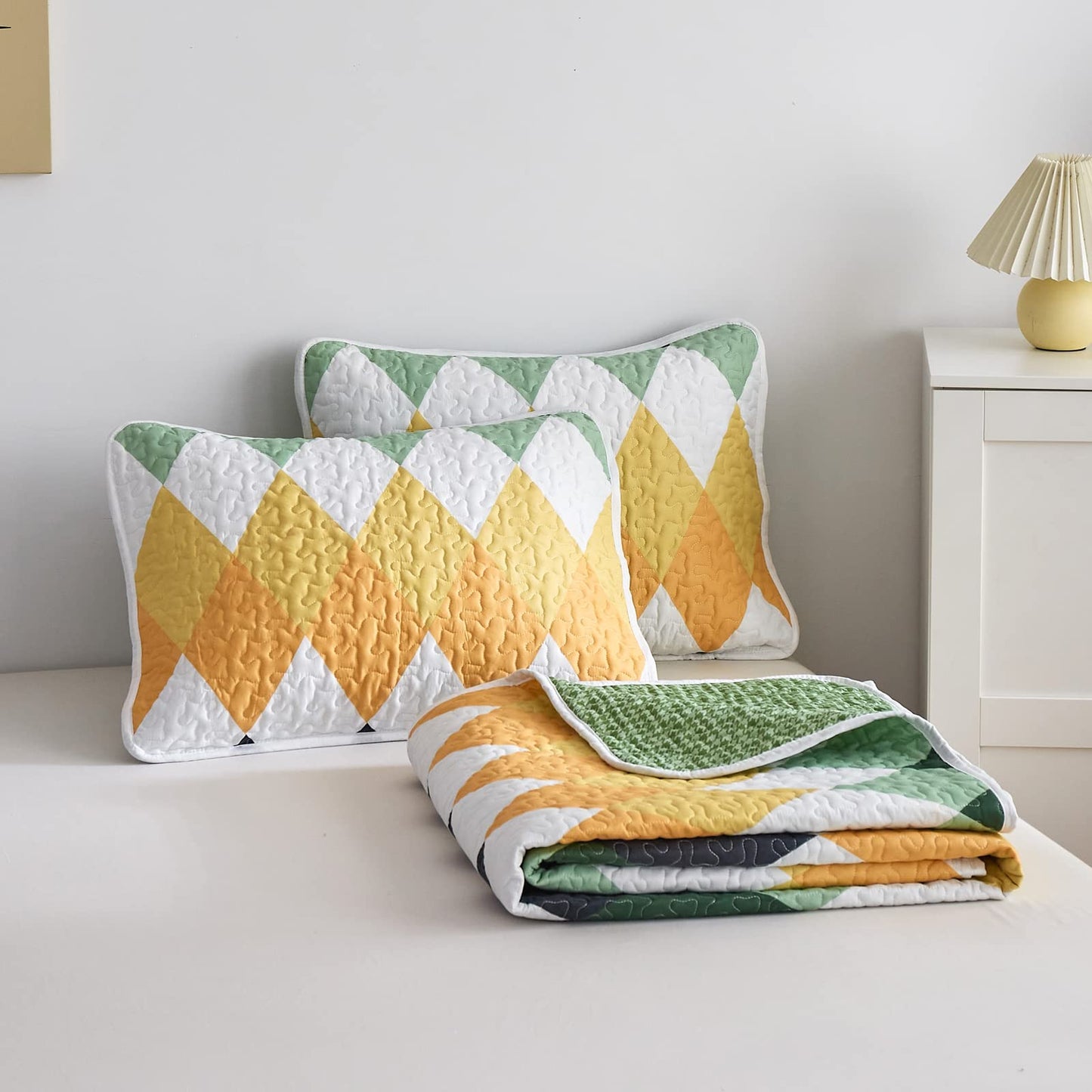 Yellow Green Rhomb Plaid Quilt Set 3pc Queen Size Reversible Coverlet Bedspread Set Soft Microfiber Lightweight Summer Quilt Bedding Set Bed Cover for All Season 88x88