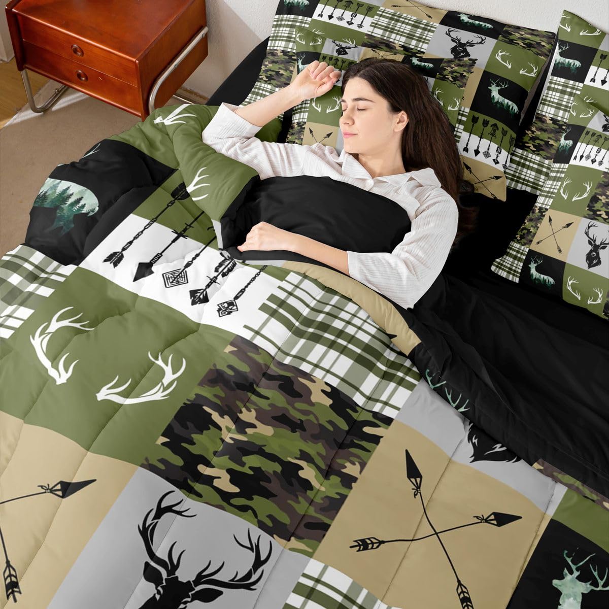 Feelyou Camo Comforter Set Twin Size 7 Pieces Deer Hunting Bedding Set for Kids Boys Girls Camouflage Bed in a Bag with Comforter, Sheets, Pillowcases, Cushion Covers Antlers Bedroom Decor Quilted