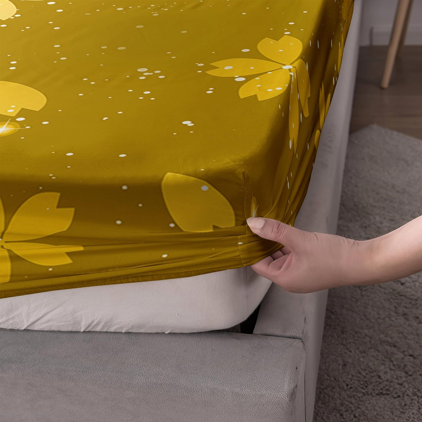 QOOMO Cartoon Animals Kids Sheet Set Queen Size,Kawaii Axolotl Print Bedding Set Lightweight All Seasons,Yellow Sets for Room Decoration,1 Fitted Sheet,1 Flat Sheet,2 Pillow Cases