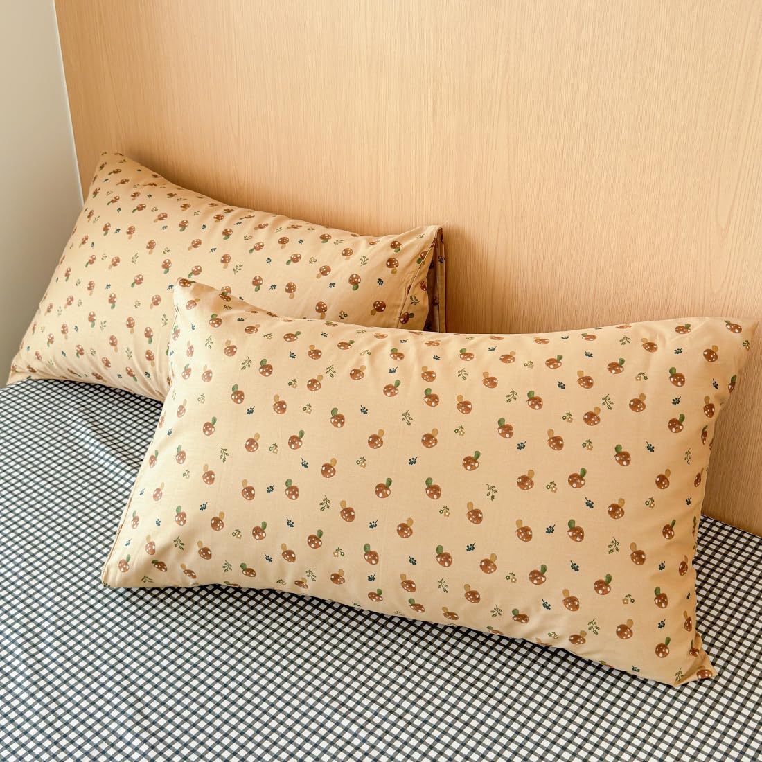 LIWHENHAO Mushroom Duvet Cover Set Twin 100% Cotton Bedding Cartoon Brown Mushroom Red Flowe on Beige 1 Cute Kawaii Plant Garden Comforter Cover Zipper Closure 2 Pillowcases for Kids Girls Boys
