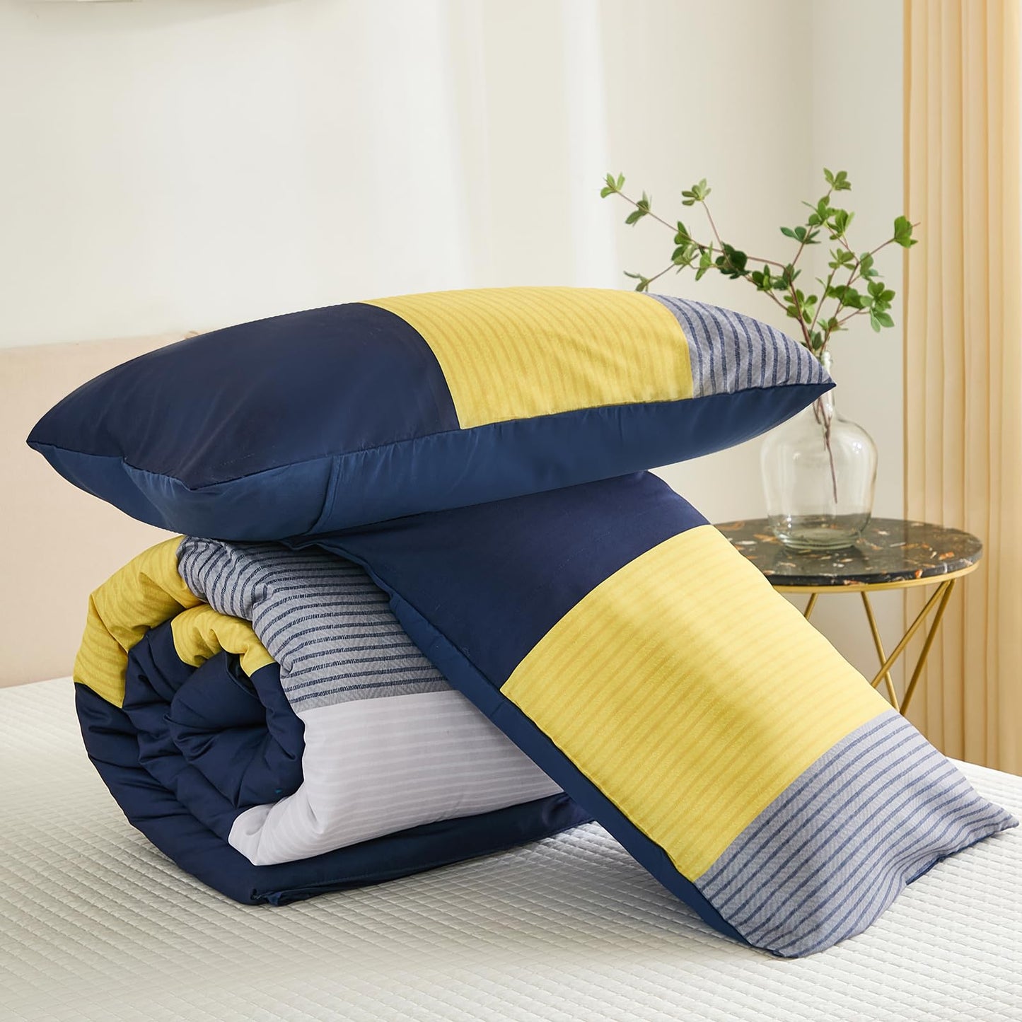 WONGS BEDDING Comforter Set Queen, Reversible Blue Striped Patchwork Down Alternative Comforter for Queen Bed,3 Pieces (1 Comforter+2 Pillowcases), Soft Microfiber Bedding Duvet Insert Set 90"×90"
