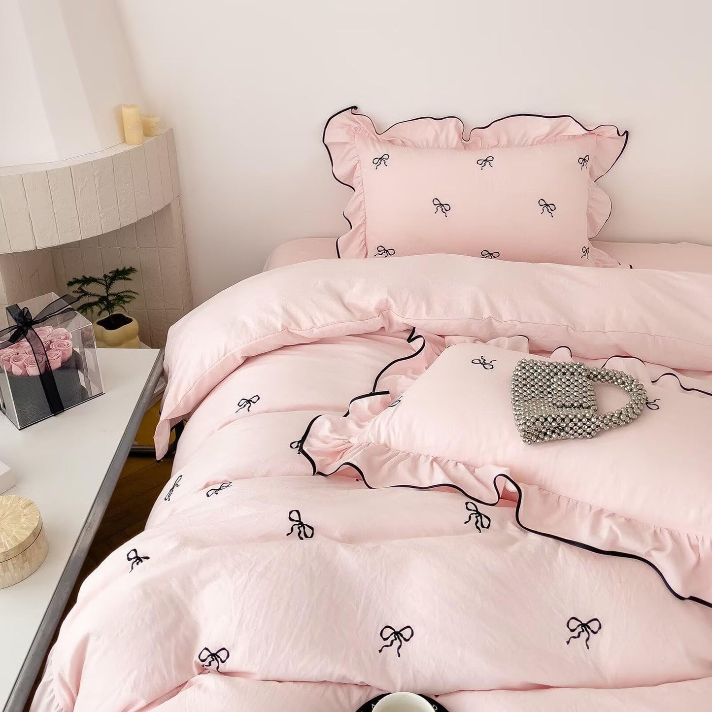 AMZTOP Cute Pink Duvet Cover Set Queen Size 3 Pcs with Bow,1 Duvet Cover with 2 Pillowcases,Washed Coquette Queen Bedding Set for Teen Girls,Zipper Ruffles Quilt Covers 90"×90"