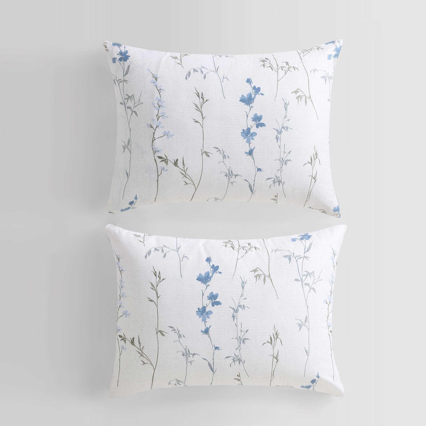 Calvin Klein - King Comforter Set, Cotton Floral Bedding with a Naturally Soft Feel, 3 Piece Bed Set with Matching Pillowcases (Wildflower Beige)