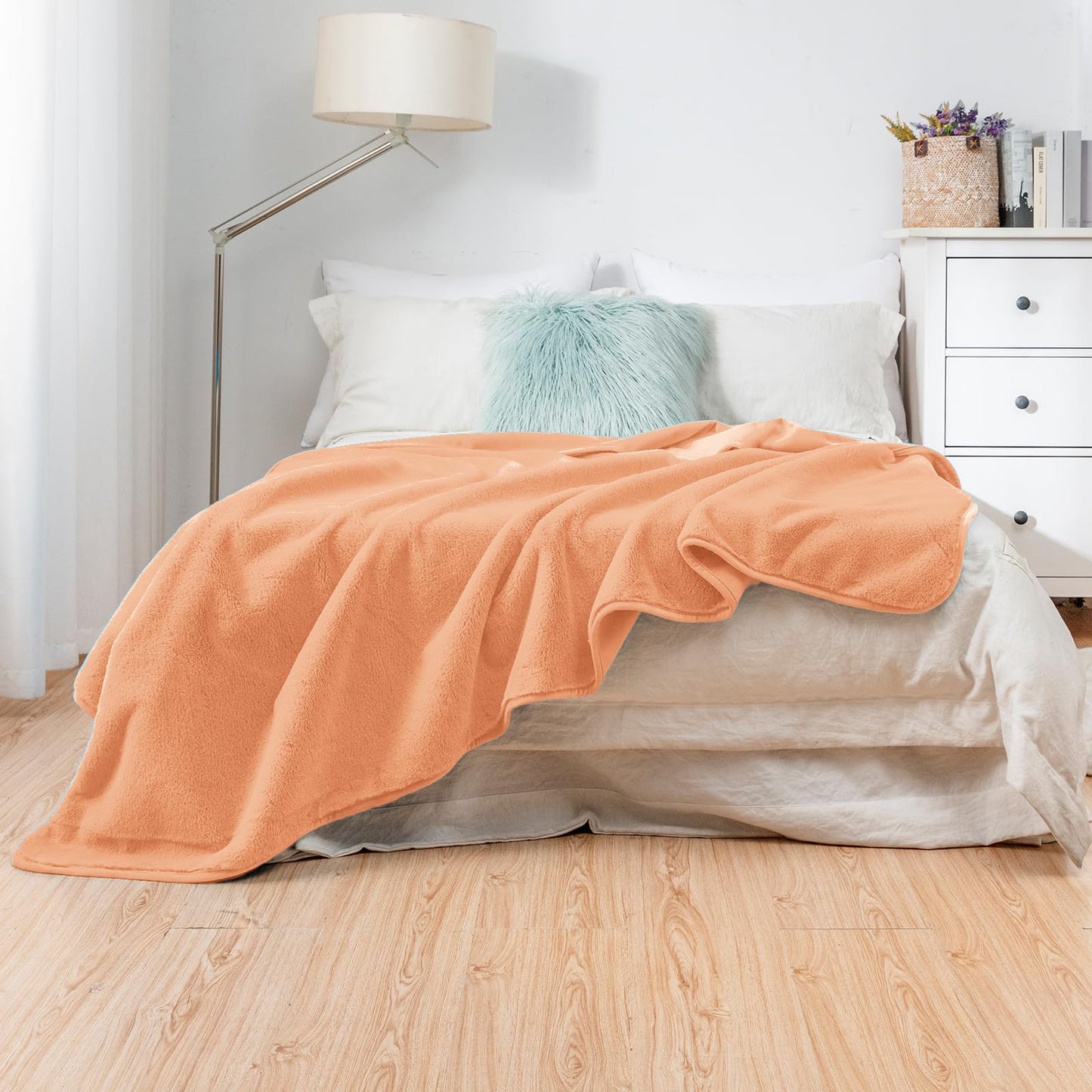 zeqpze Luxury Ruched Faux Fur Throw Blanket, Soft Sherpa Fluffy Blankets, Warm Thick Plush Flannel Blanket Microfiber Cozy Blankets for Couch, Sofa(Coral Pink,5060)