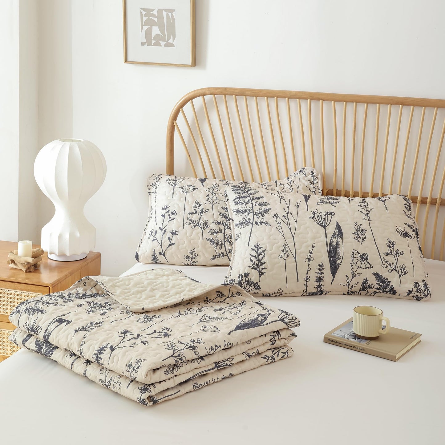 JANZAA Quilts Queen Size Beige Quilt Botanical with Floral Pattern Microfiber Bedspreads Queen Size 3 Pieces Lightweight Comforter Reversible Bedding Set, 1 Quilt 90x90 inches, 2 Pillowcases