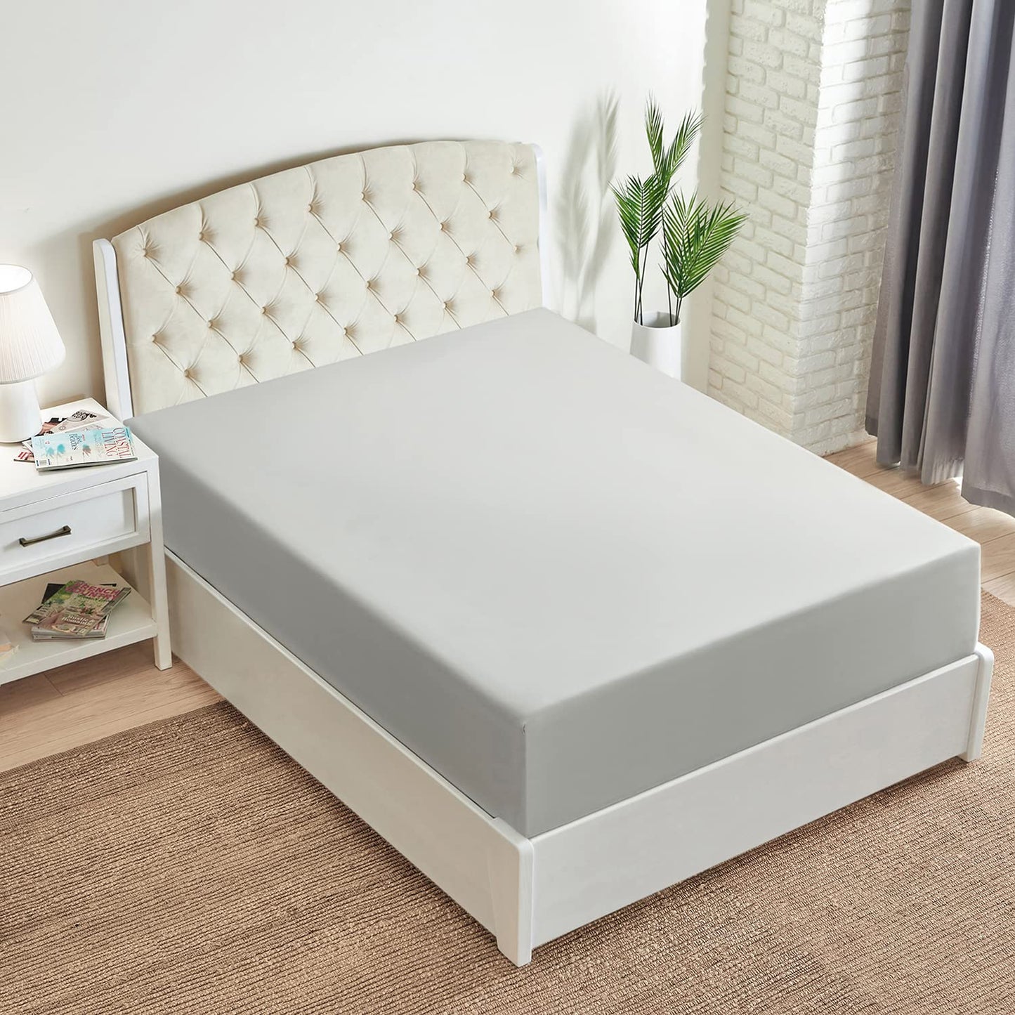 Mellanni Extra Deep Pocket King Fitted Sheet - Iconic Collection Bedding Sheets with up to 21 inch Deep Pocket - Soft & Cooling - Fade & Stain Resistant - 1 PC (King, Light Gray)