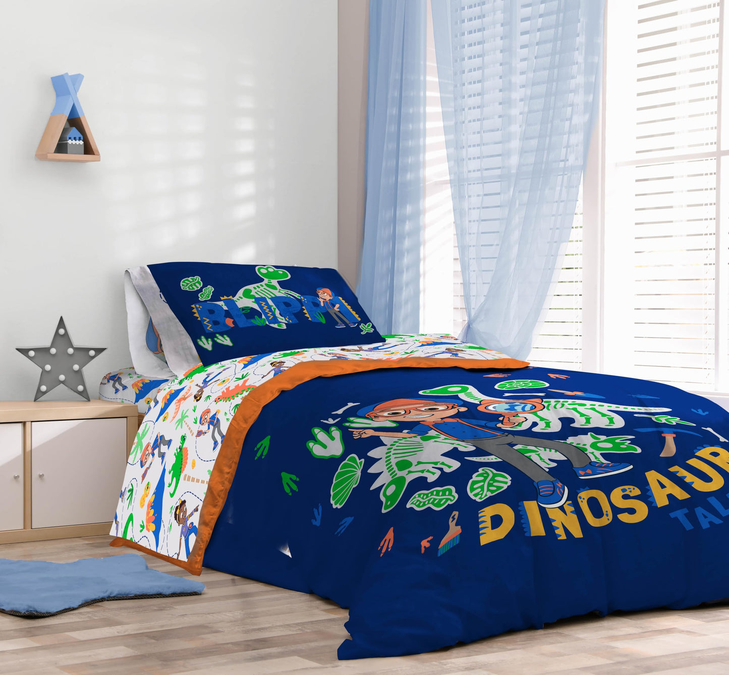 Sunny Side Up Kids Comforter Set Includes Sheets and Pillow Covers - Soft and Cozy Bed Set for Stylish Room Decor, Blue - Blippi, 7 Piece Full Bedding