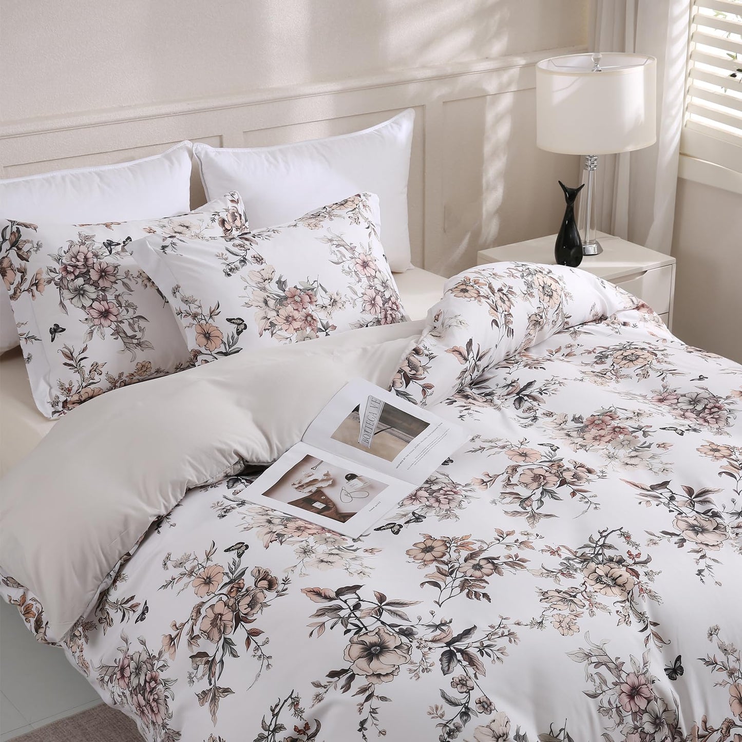 LONAVA Queen Floral 3 Pcs Duvet Cover Set, Breathable Soft Microfiber Light Grey Lining Comforter Cover with Zipper Closure, and 2 Anti-Pilling, Fade Resistant Pillowcases, Withered Flowers