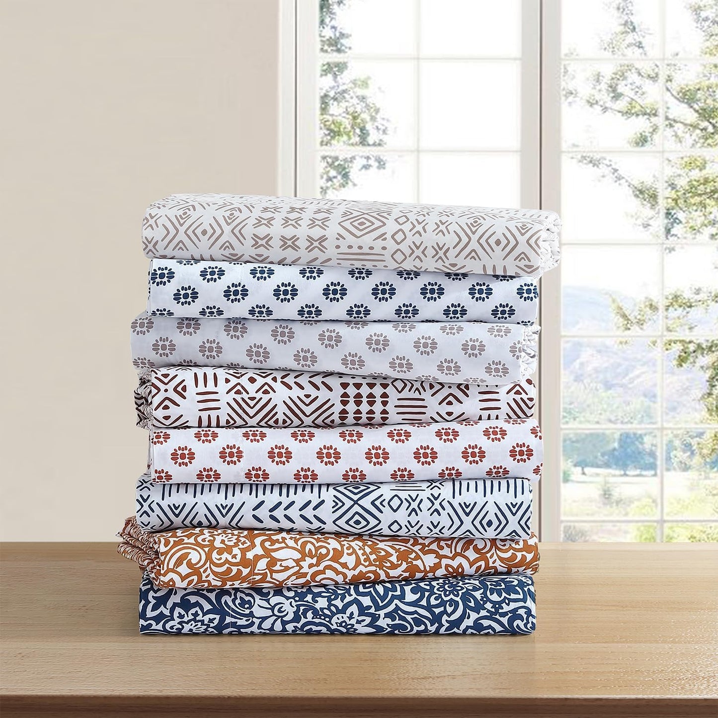 Indigo Ink Queen Size 4-Piece Sheet Set - Fitted & Flat Sheets & Pillowcases, Medallion Pattern, Soft & Breathable, Durable, Wrinkle Resistant Fabric, Deep Pocket Sheets, Panther Collection Blue