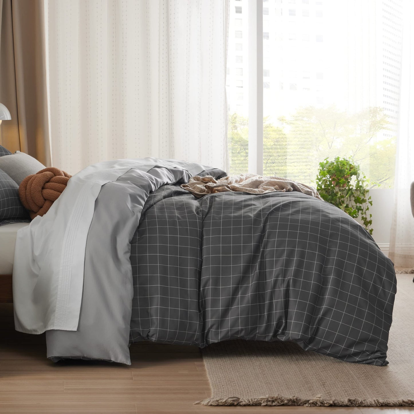 Bedsure Duvet Cover King Size - Reversible Plaid Duvet Cover Set with Zipper Closure, 3 Pieces Dark Grey Bedding Set with 8 Corner Ties and 2 Pillow Shams 20"x36"