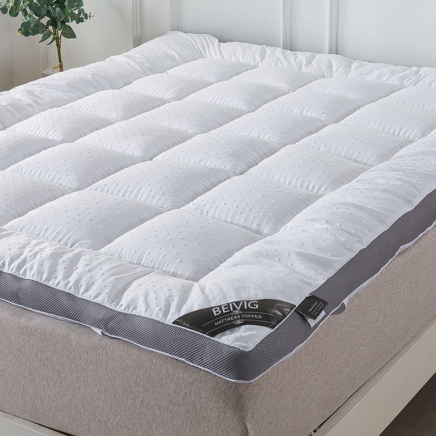 BEIVIG Mattress Topper Twin Mattress Pad Protector - Quality Plush Luxury Down Alternative Pillow Top - Extra Thick Mattress Cover(Twin Size), White