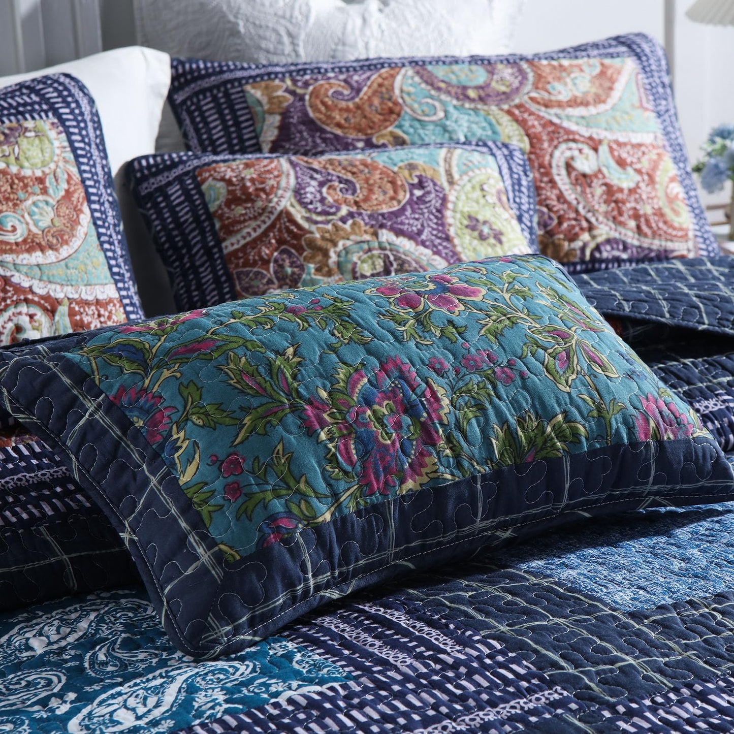 mixinni 100% Cotton Gorgeous Floral Quilt Set, King Size Quilted Bedding Set, Boho Reversible Navy Blue Patchwork Paisley Pattern Bedspread Coverlet Set with 2 Pillow Shams for All Seasons (106"x98")