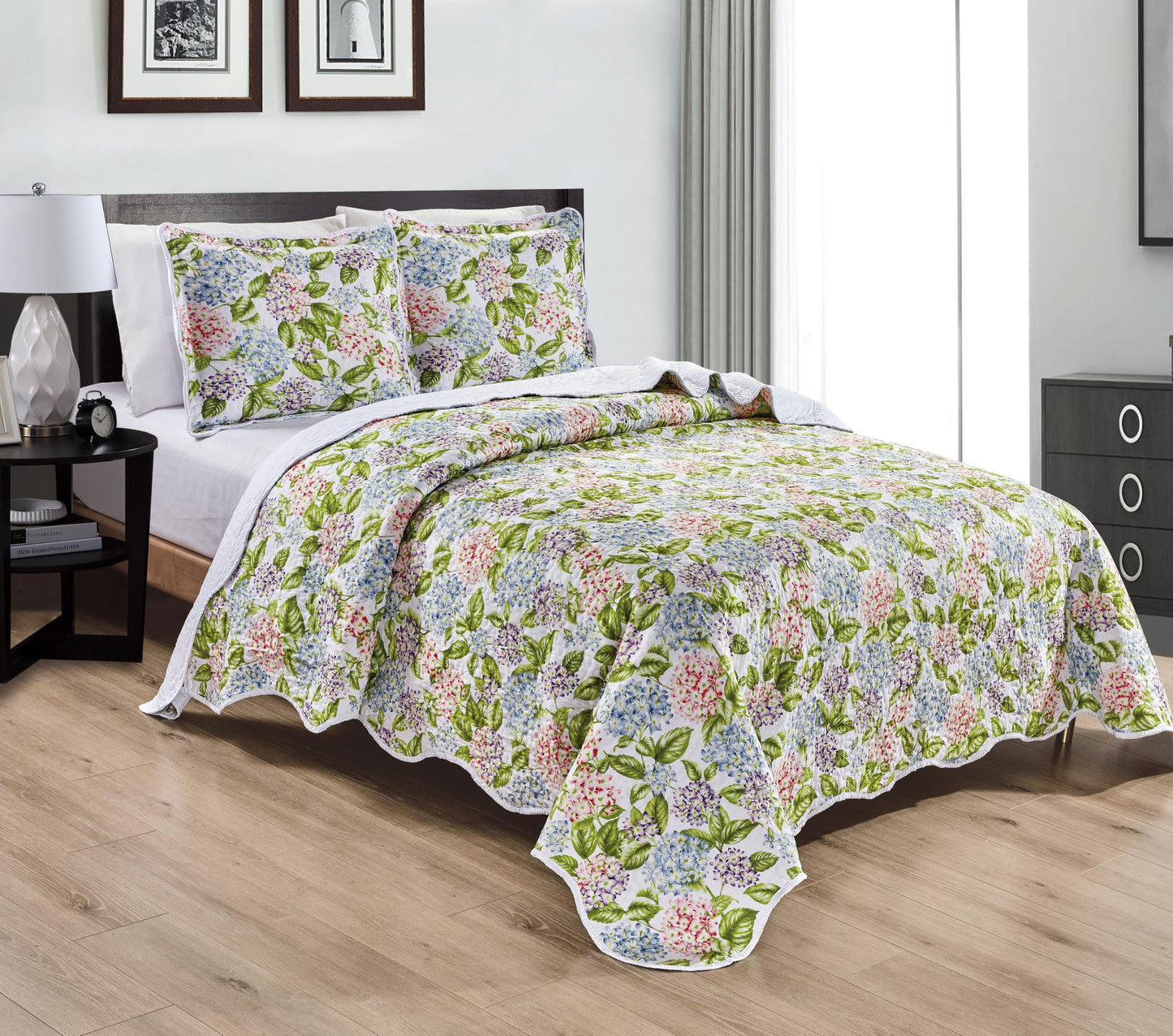 Grand Linen 3-Piece Queen Size Boho Oversized Quilt Set 100 inch X 106 inch All Seasons Large Bedspread, Pillow Shams Lightweight Soft Coverlet Green Red Purple Blue Colors Bed Cover Floral Pattern