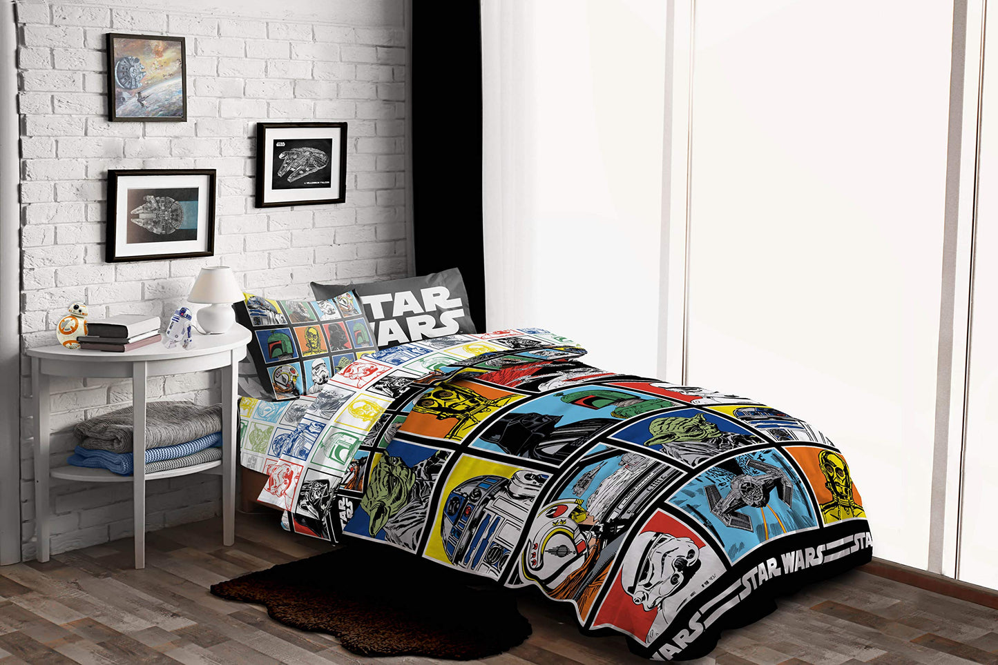 Jay Franco Star Wars Classic Grid 5 Piece Full Bed Set - Includes Reversible Comforter & Sheet Set - Bedding Features Luke Skywalker - Super Soft Fade Resistant Microfiber (Official Product)