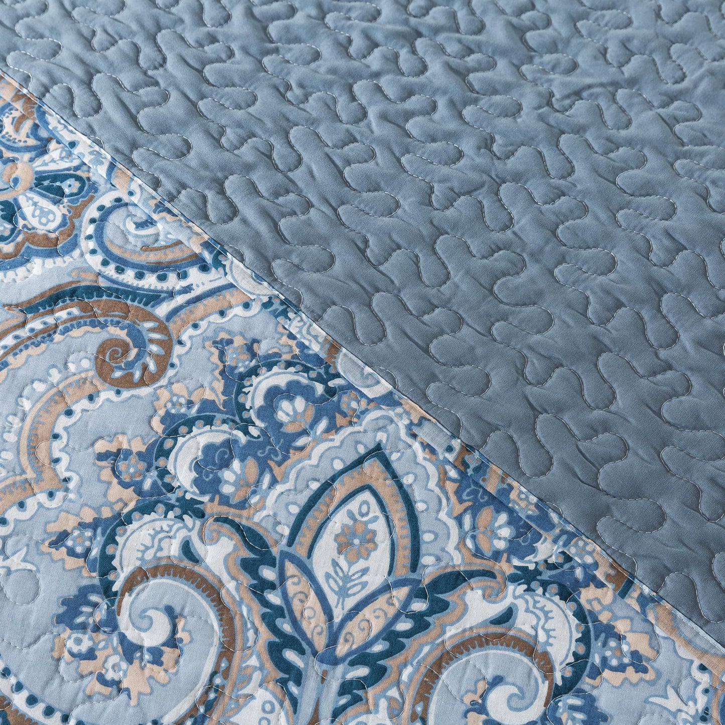 Etwel Lightweight Cotton Queen Size Quilt Set - Breathable Reversible Bedspread for Hot Sleepers, Farmhouse Floral Bedding Set with 2 Pillow Shams for All Season (90"x98", Crown Blue-Gray)