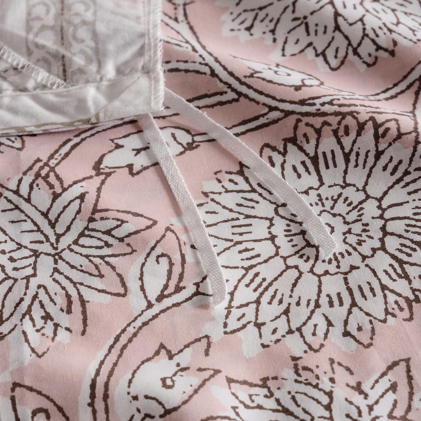 Levtex Home Adare Blush Reversible Full/Queen Comforter Set (90x94in) with 2 Pillow Shams (26x20in) - Floral Bedding - Blush and White - 100% Cotton Full/Queen Size Comforter Set - Soft, Pre-Washed