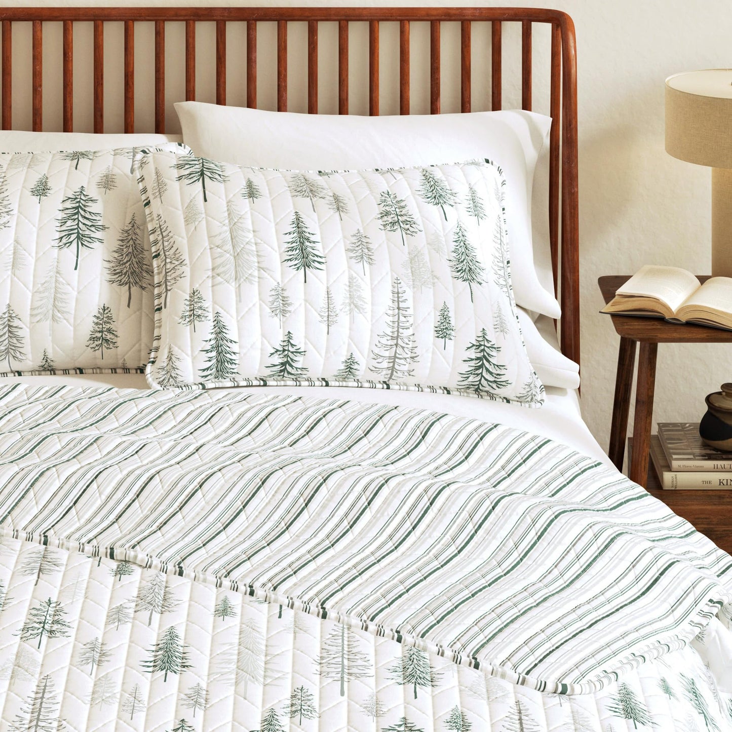Great Bay Home Lodge Quilt Set - 3-Piece Full/Queen Size Rustic Bedding Set - Lightweight, All-Season, Reversible Bedspread (Grey/Green)