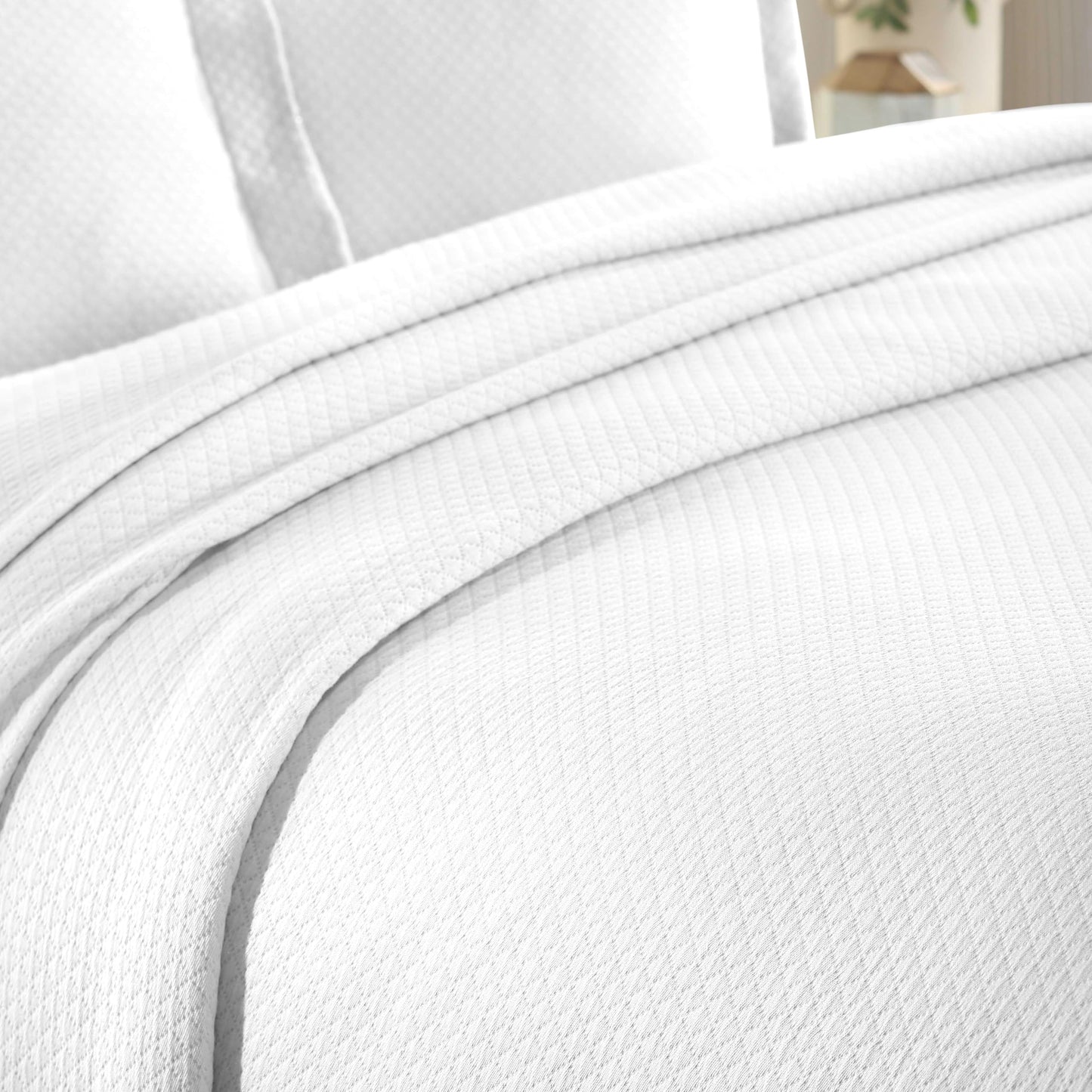Superior Solitaire Cotton 3 Piece Bedspread Set, Home Bed Decor, Decorative Textured Bed Spread, 2 Pillow Shams, Airy Blanket, Matelasse Coverlet Bedding, All-Season Accent Blanket, King, White