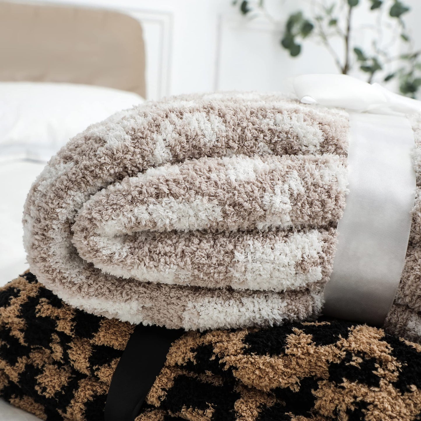 bearberry Fuzzy Leopard Knitted Throw Blanket Soft Cozy Warm Microfiber Blanket for Couch Sofa Bed Travel(Graphite/Carbon, 50"x60")