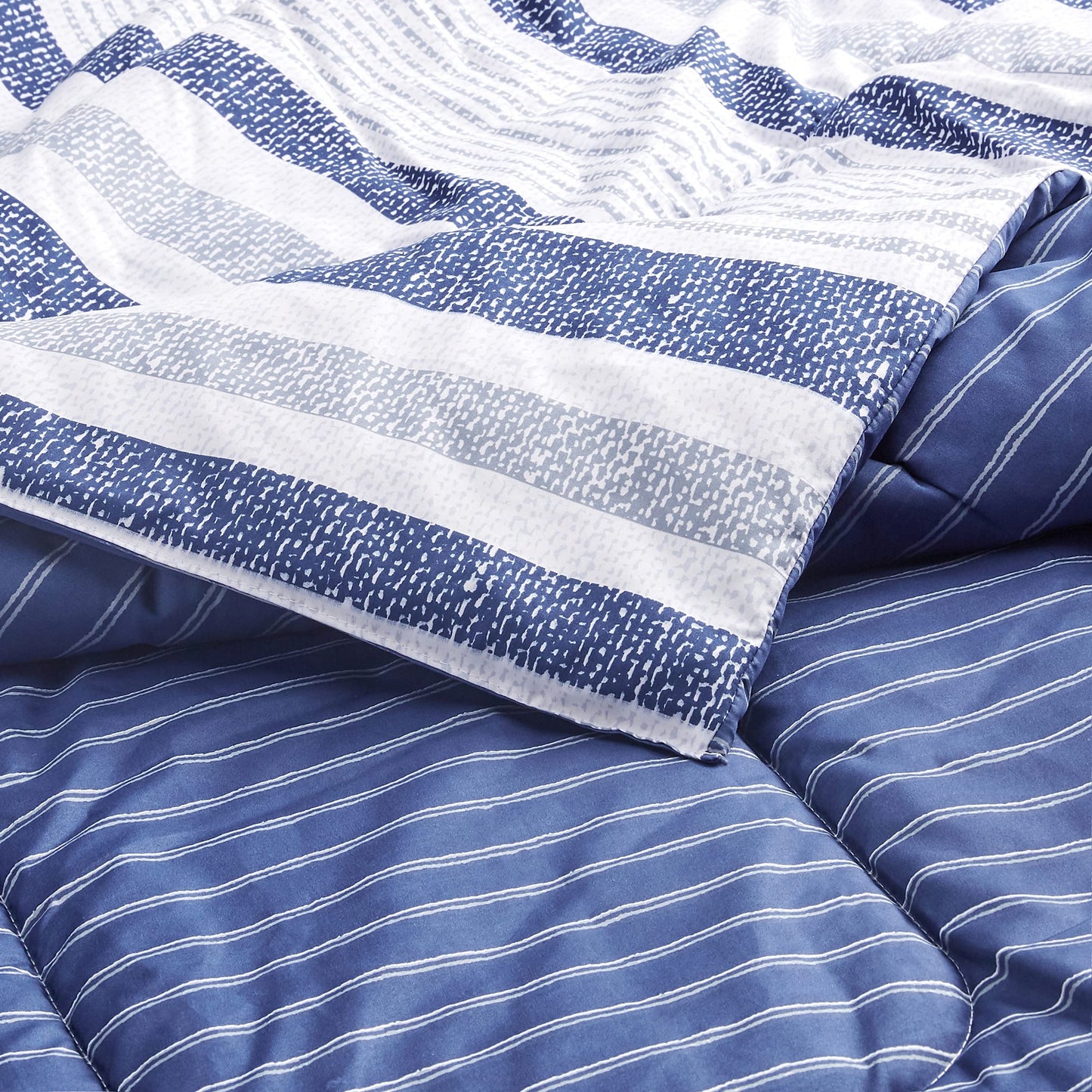 Amazon Basics Twin/Twin XL Size Ultra-Soft Lightweight Microfiber Reversible 2-Piece Bedding Comforter Set, Blue Denim/Beige Stripes