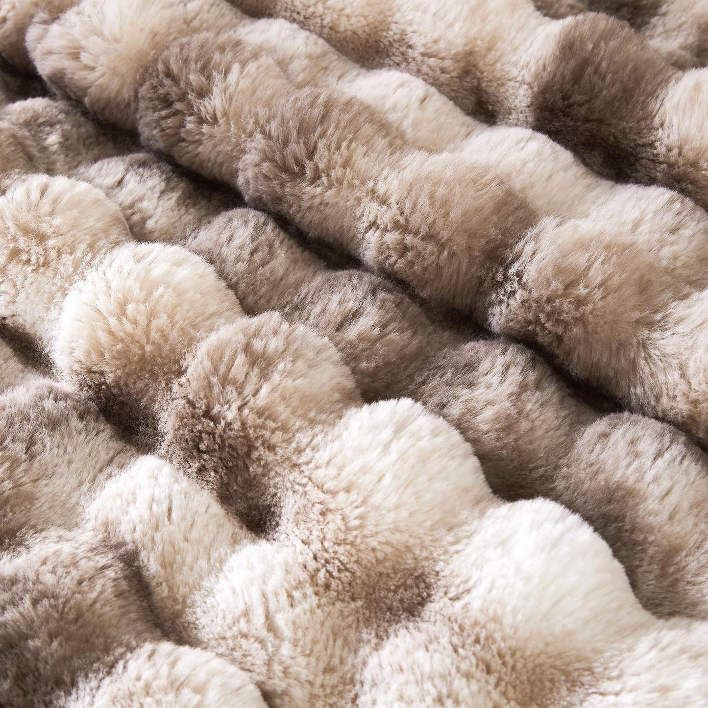 Serenhom 50x60 Inches Ultra-Soft Fuzzy Faux Fur Plush Throw Blanket - Thick, Warm Sherpa for Couch, Sofa, Bedroom, Camping - Decorative Blanket for Cozy Warmth, Bubble Brown Tie Dye