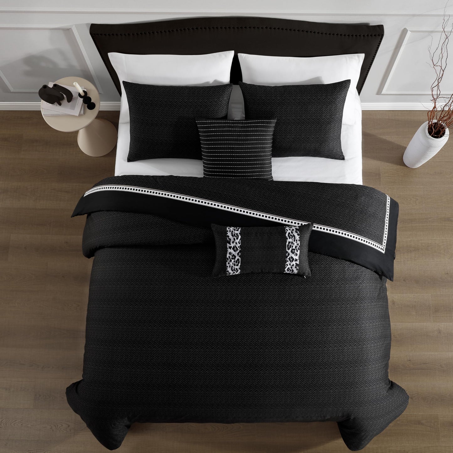 Bebejan Jaguar 5 Piece Reversible Comforter Set, 100% Cotton Sateen, 220 Thread Count, Black Bedding Comforter Set, 1 Comforter, 2 Shams & 2 Pillows (King/Cal King)