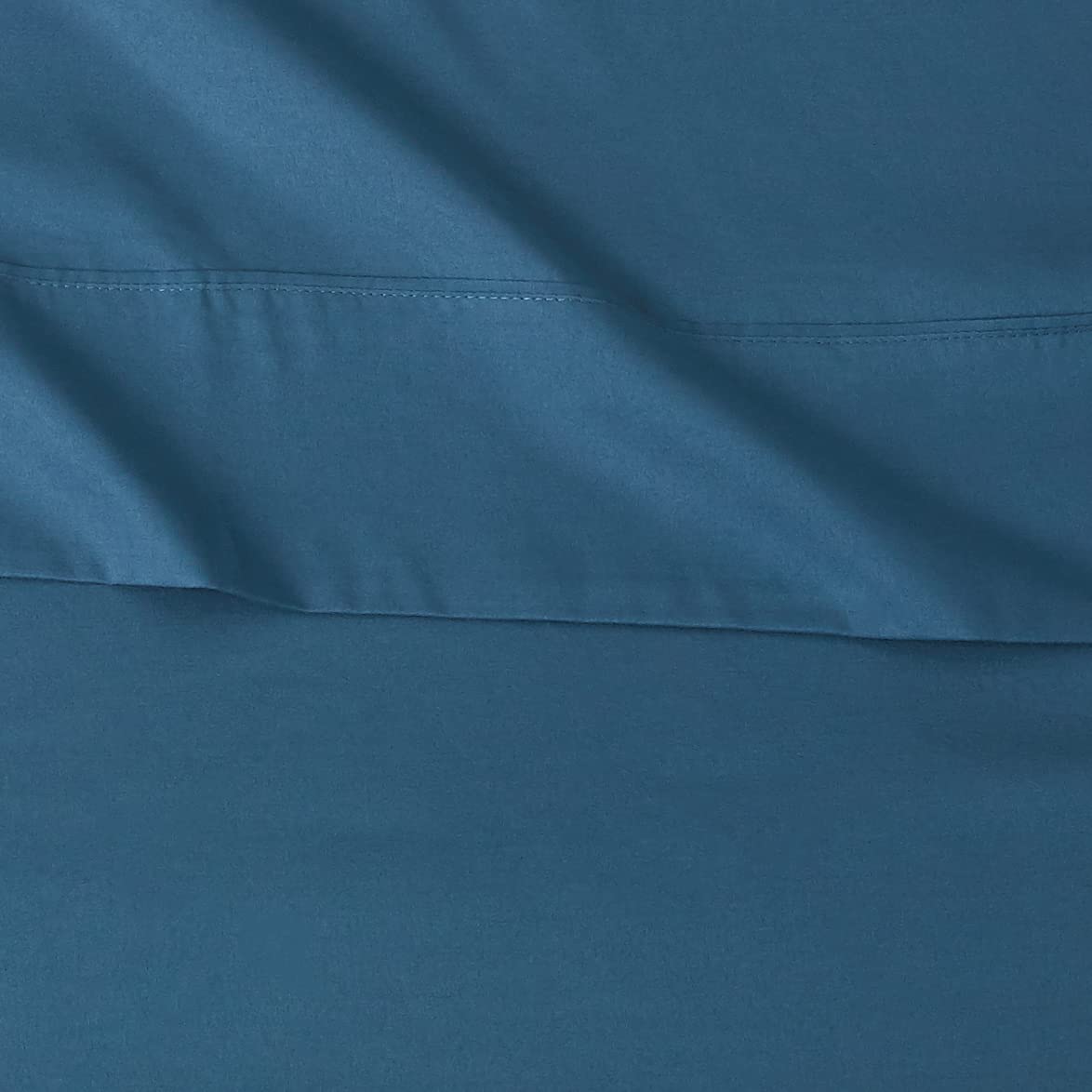 Amazon Basics Lightweight Breathable Brushed Microfiber 3-Piece Bed Sheet Set with 14-Inch Deep Pockets, Wrinkle Resistant, Twin, Dark Teal, Solid