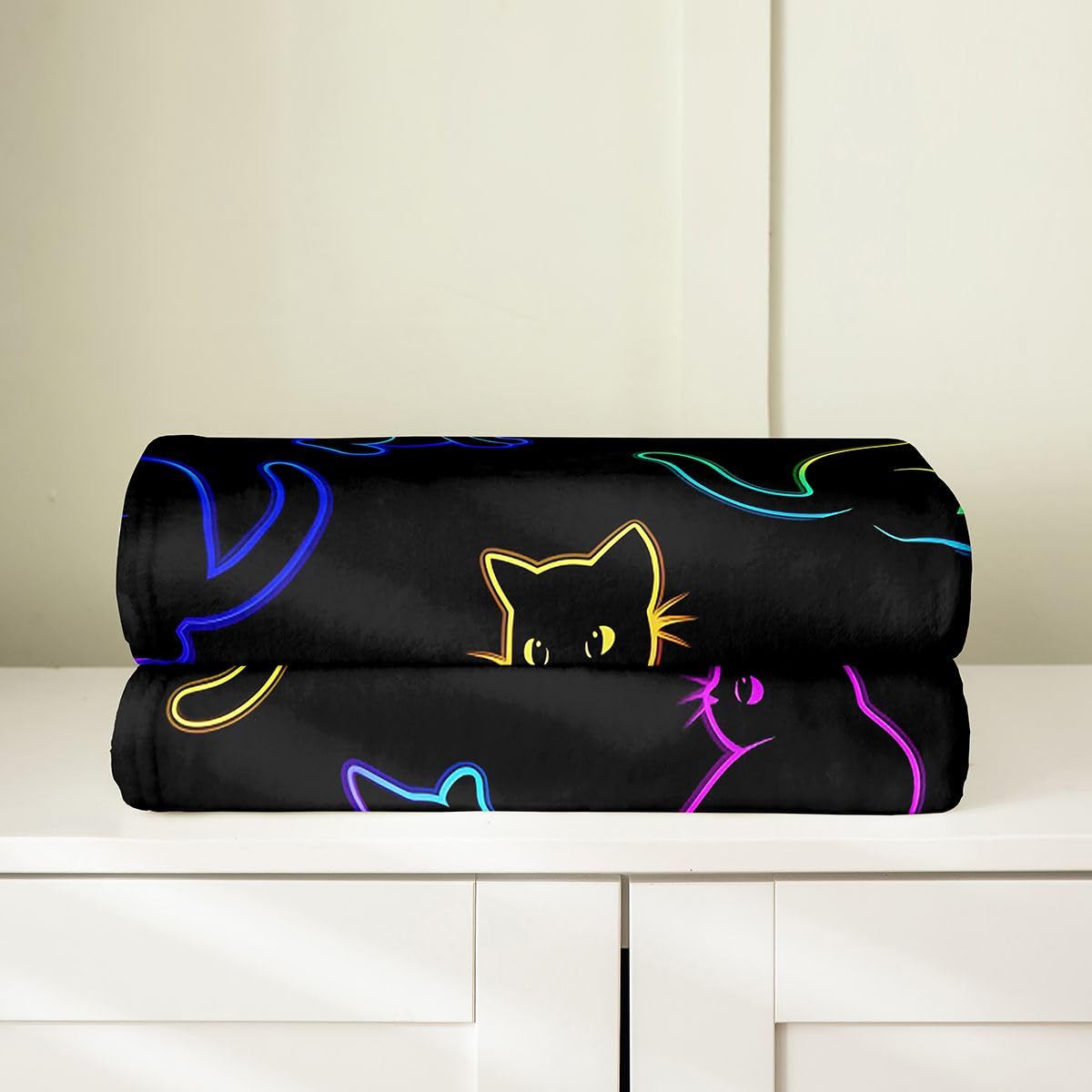 Feelyou Cat Flannel Fleece Throw Blanket Halloween Themed 40"x50" Trick or Treat Fleece Throw Blanket for Kids Women Men Scaredy Cat for Bed Couch Chair Living Room Cute Kitten Bedroom Decor