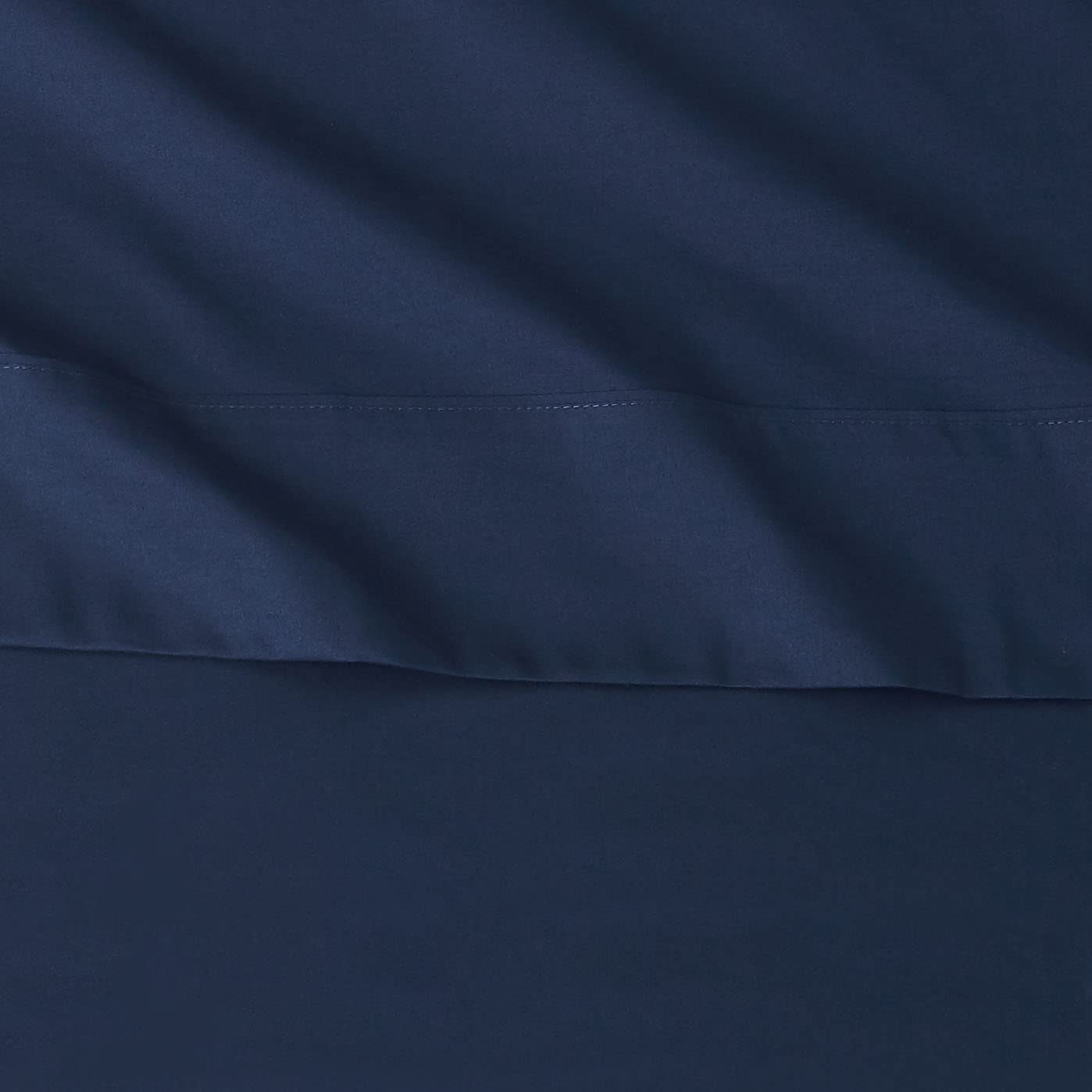 Amazon Basics Lightweight Super Soft Easy Care Breathable Microfiber 4 Piece Bed Sheets Set with 14-Inch Deep Pockets, Full, Navy Blue, Solid