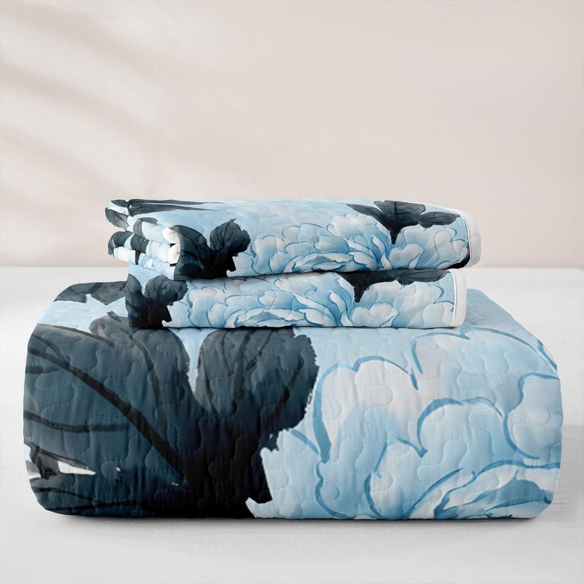 jejeloiu Flower Quilt Set Farmhouse Floral Quilted Bedspread Lightweight Coverlet Set Twin Blue Bedding Set with Pillowcases for All Season Microfiber Bed Decor