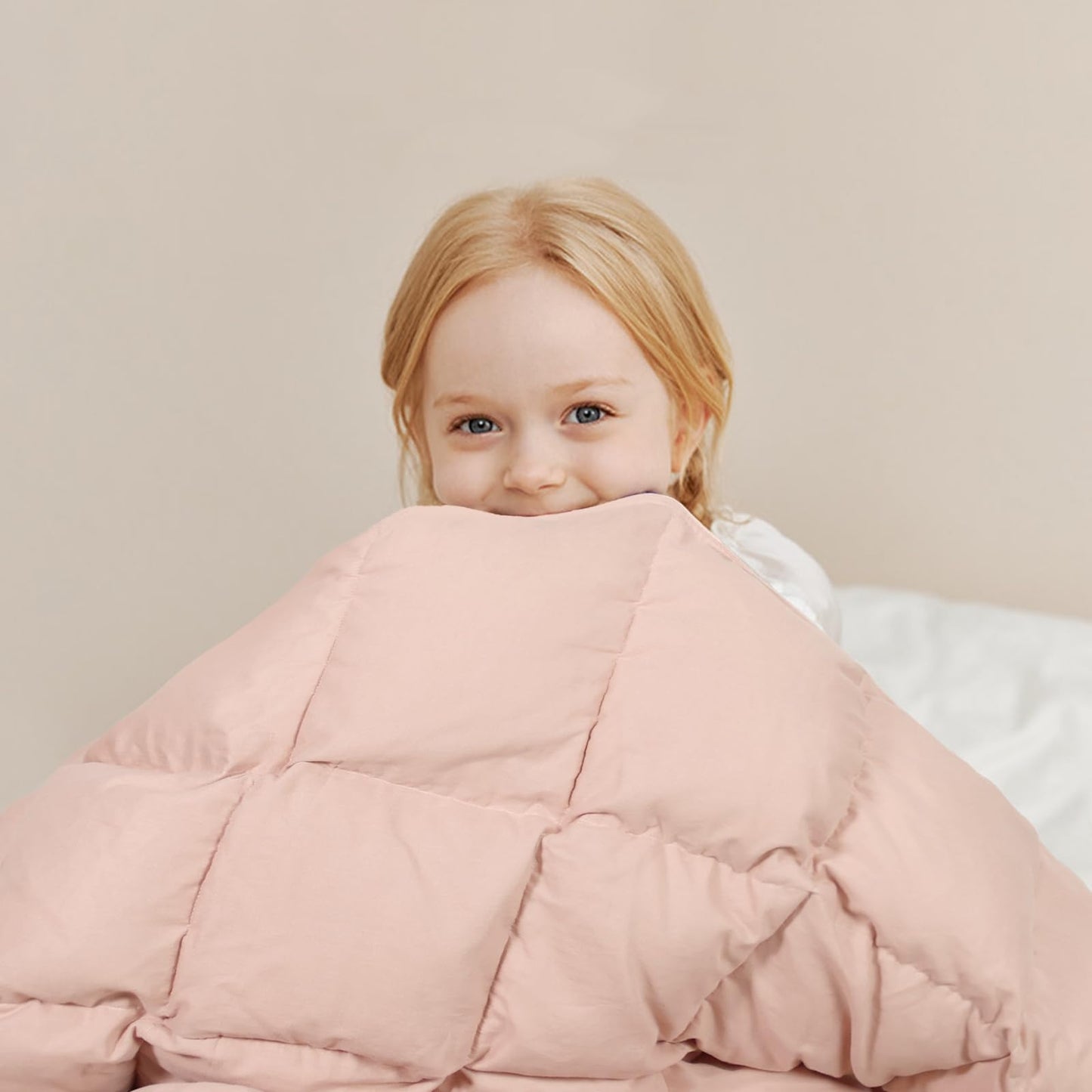 zzlamb Muslin Toddler Down Comforter Baby Down Blanket, Lightweight Crib Quilt All Season Duvet Insert, Soft & Breathable 100% Cotton Muslin Cover for One Side Machine Washable, Cherry Pink 41x48in