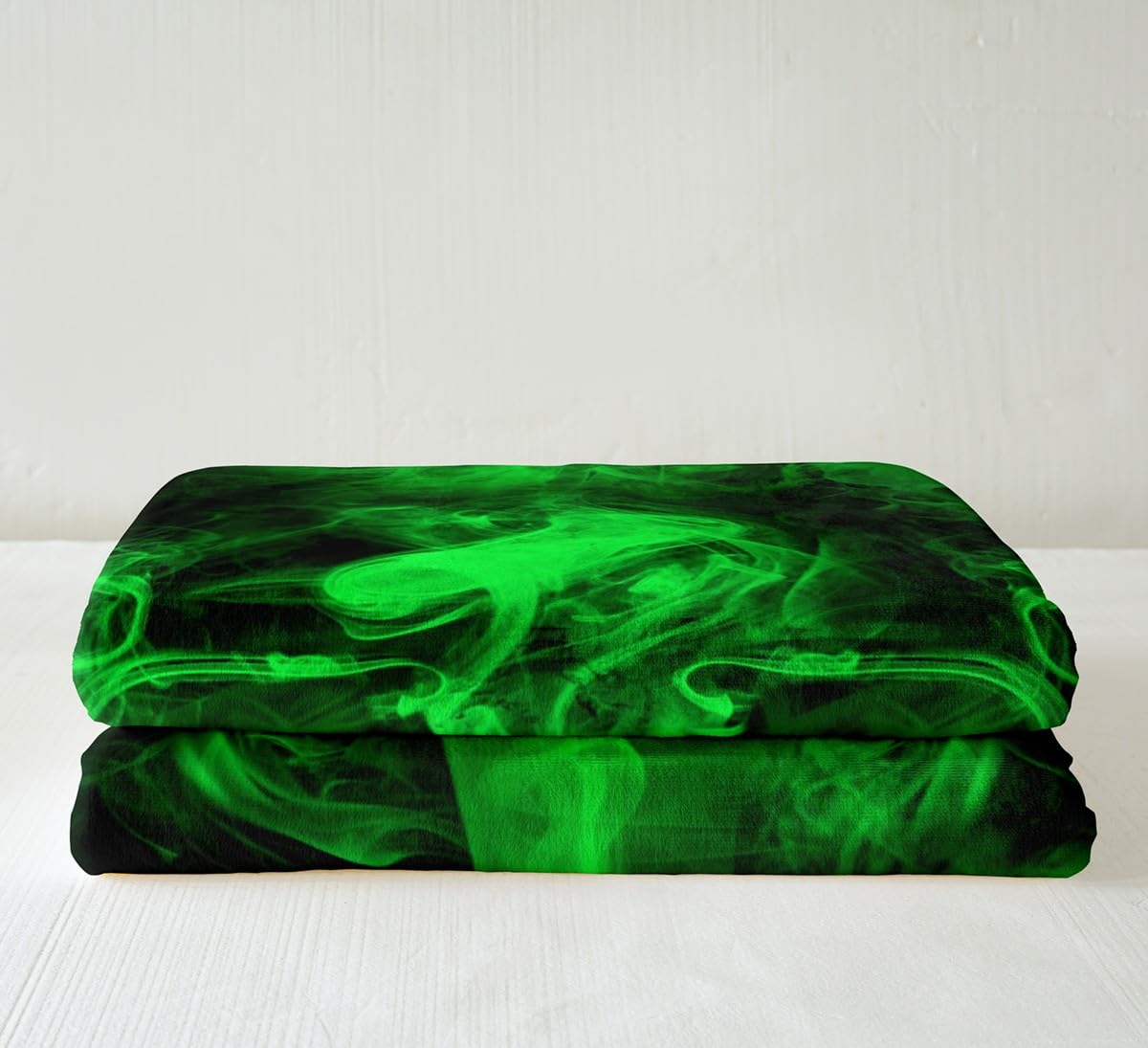 Erosebridal Green Skull Fleece Blanket Throw 50"X60" Gothic Skeleton Throw Blanket for Kids Boys Teens Adults Men Bed Couch,Trippy Psychedelic Smoke Sherpa Blanket Goth Skull Plush Bed Blanket Black