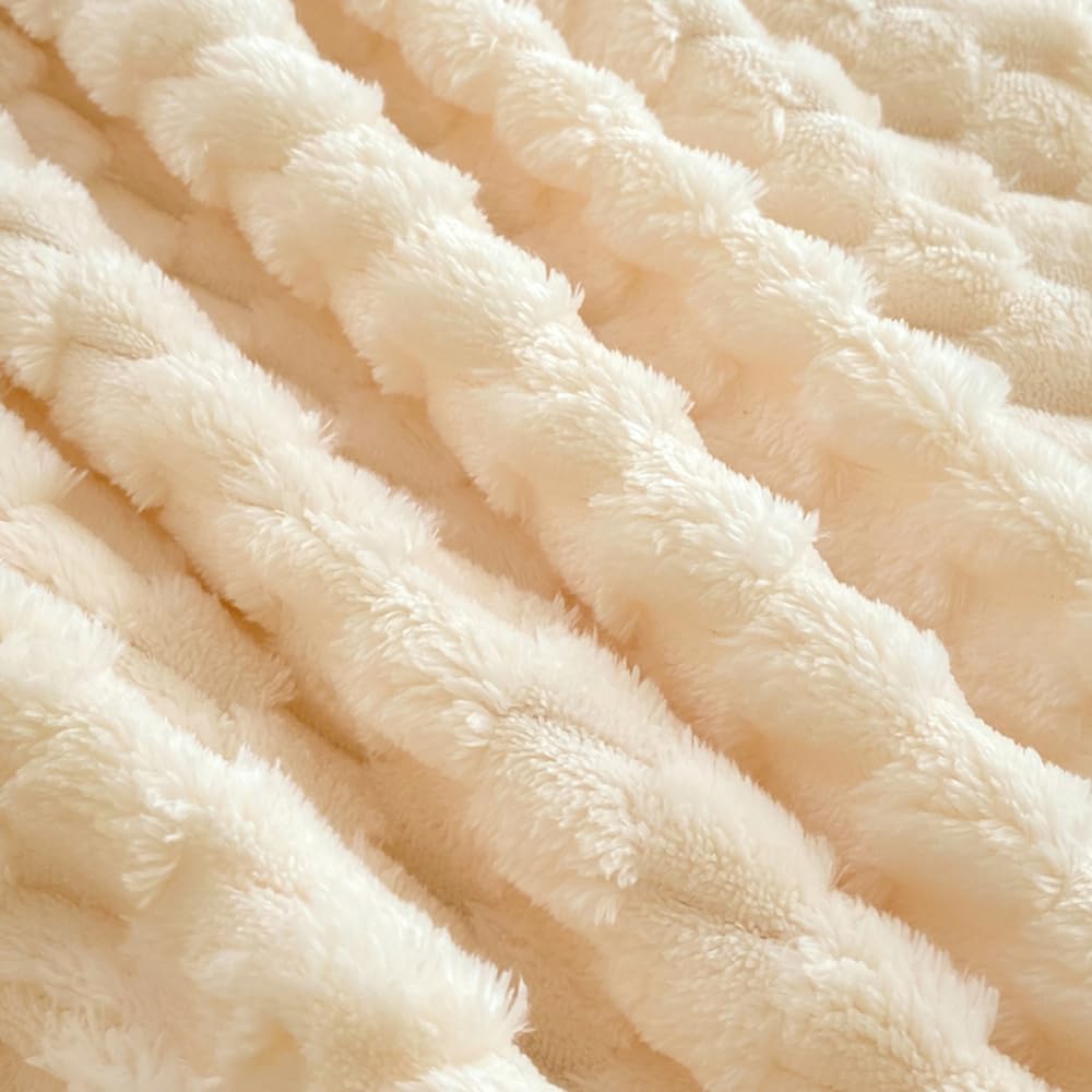 ZIQINPSQ Cozy Fleece Fitted Sheet Full Size - Ultra Soft Fuzzy Bed Sheets for Winter, Deep Pocket 15'' Velvet Plush Bottom Sheet Only (Anti-Static & Warm), Off White