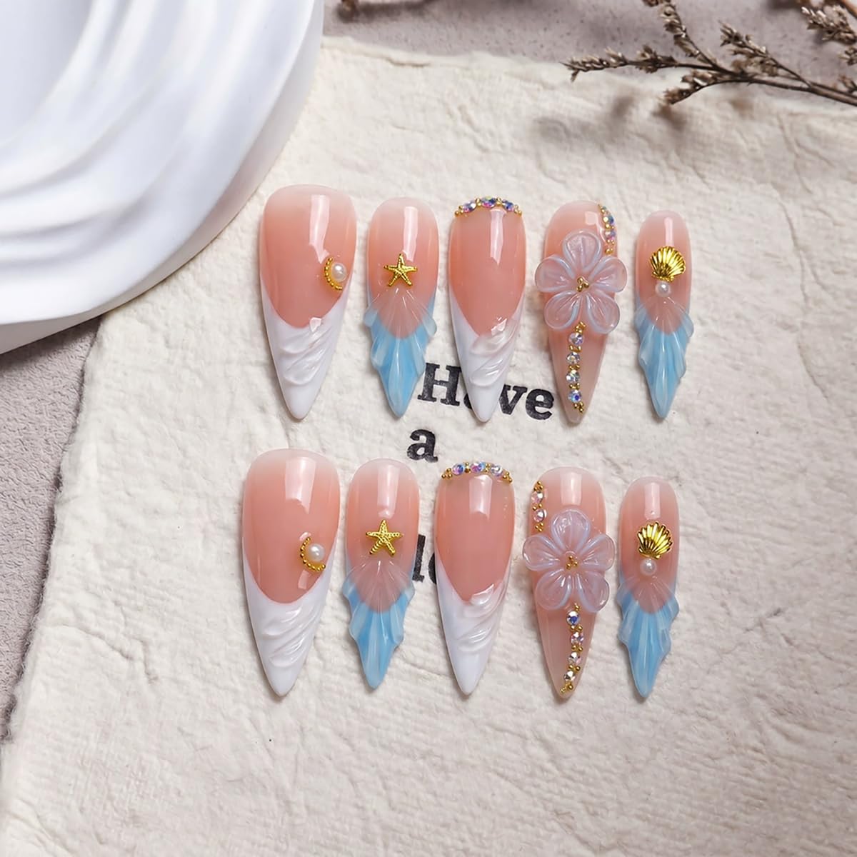 Handmade Press on Nails Long Stiletto False Nails Blue French Tip Fake Nails with 3D Flower Designs Sparkly luxury Beach Artificial Nails for Women 10pcs (Size M）