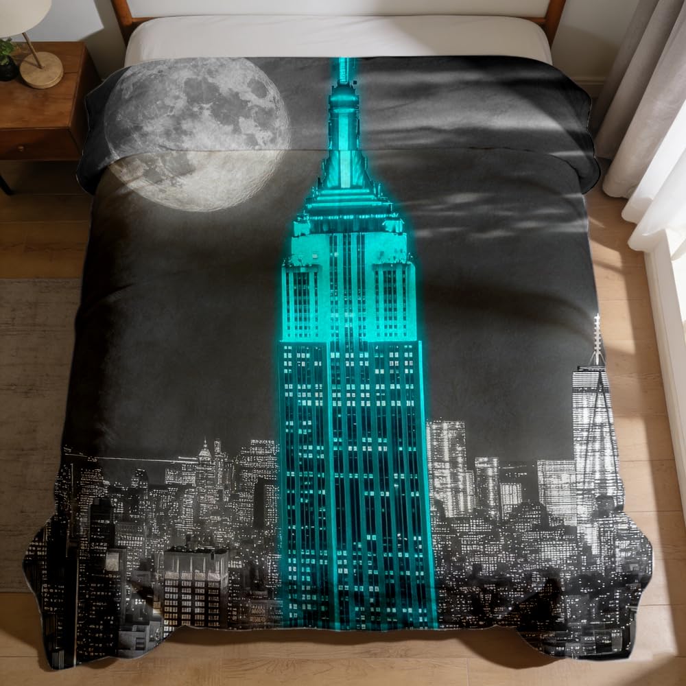 ZHOUSHUTONG New York City Throw Blanket Blue Empire Building Flannel Teal Skyscraper Print Blanket Modern Moon Cityscape Plush Throw Urban Night View Decor for Living Room Bedroom Office Home 49"x59"