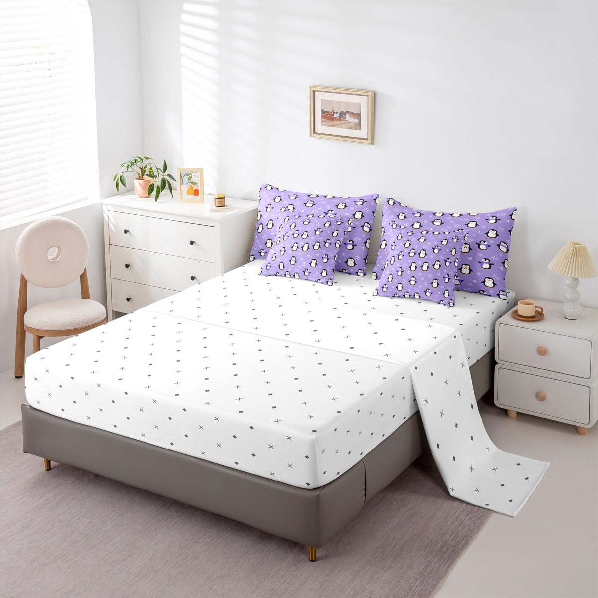 Erosebridal Penguin 7 Piece Bedding Set King Kawaii Kids Comforter Set with Sheets Antarctic Animal Bed in A Bag Cartoon Cute Winter Snowflake Bed Sets