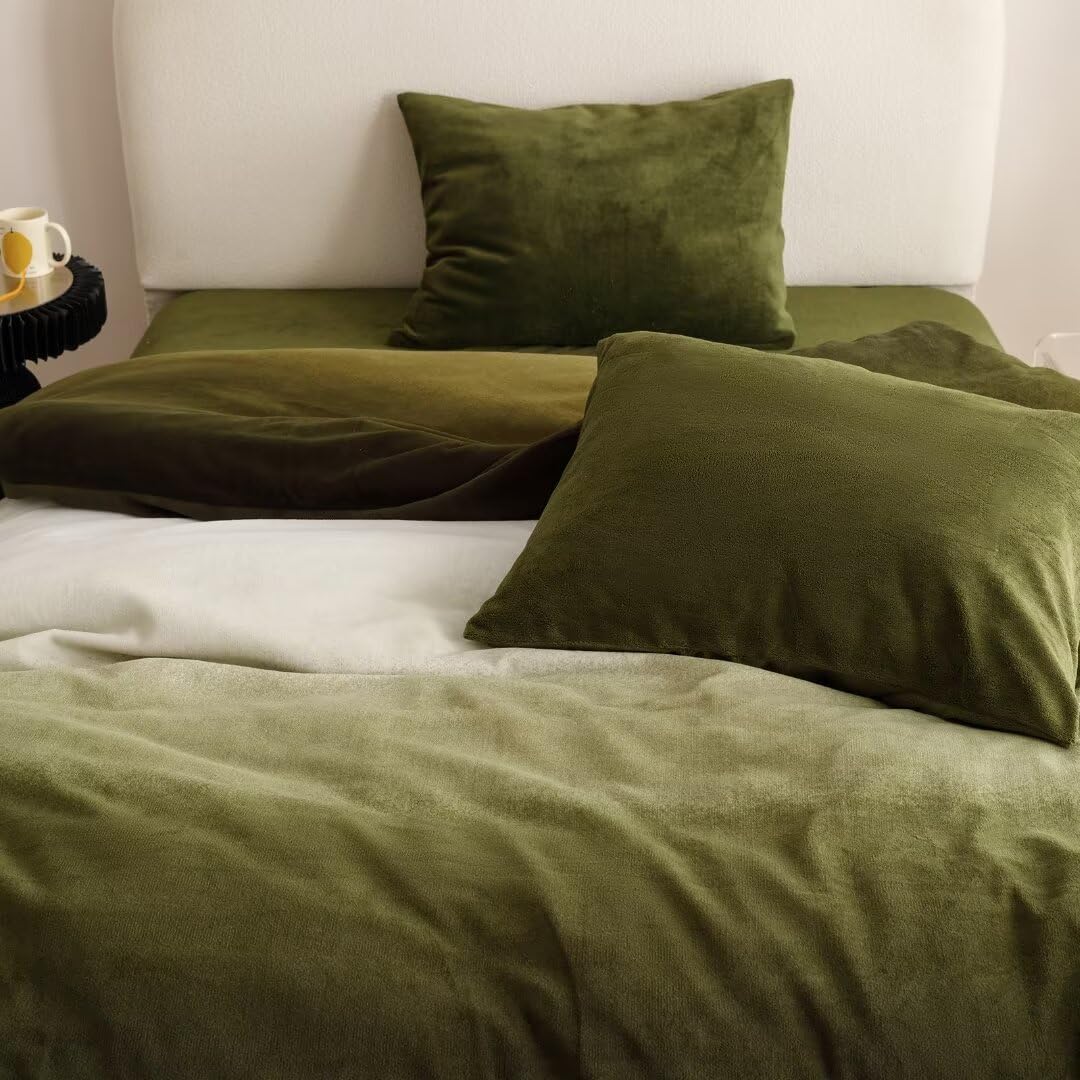 CLOTHKNOW Dark Green Velvet Duvet Cover Set Queen 3Pcs Green White Bedding Sets Fluffy Olive Green Bedding Duvet Cover Sets Soft Flannel Bedding Queen Sets Hunter Green Bedding Cover Sets Queen