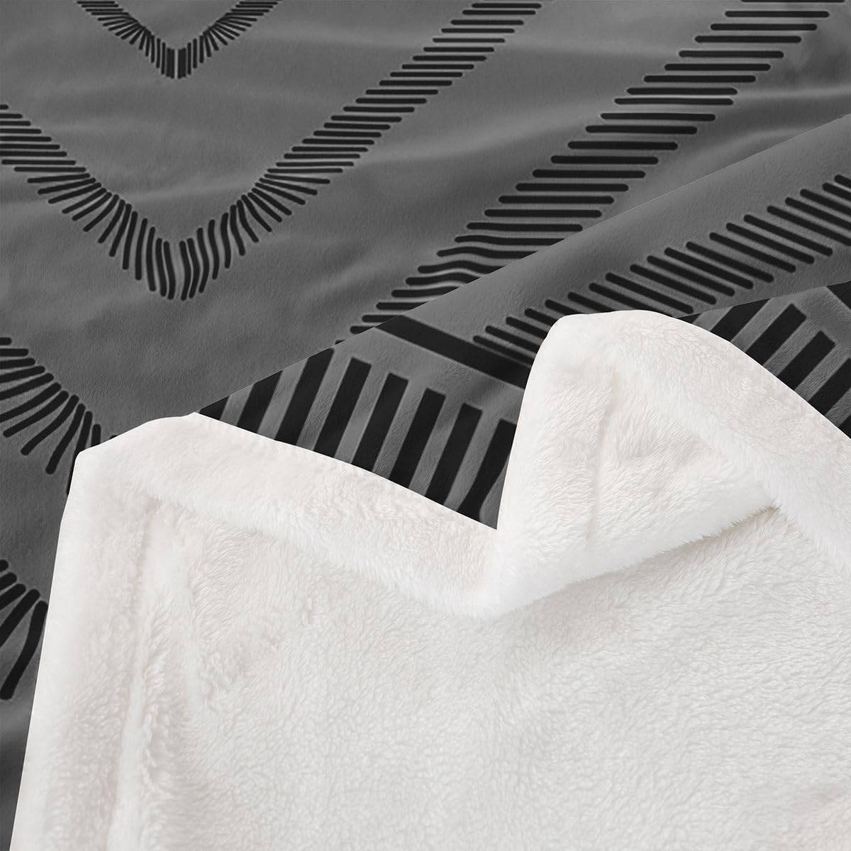 Feelyou Aztec Sherpa Blanket Plush Fuzzy Boho Fleece Throw Blanket Boys Girls Black Moroccan Style for Bed Couch Chair Living Room Classic Diamond Pattern Bedroom Decor 40"x50"