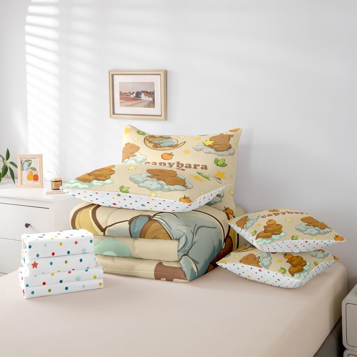 Capybara Dreams Queen Comforter Set Stars Cute Animal Bed in a Bag with Flat and Fitted Sheet for Kids Boys Girls Cute Capybara 7-Piece Bedding Set Dreamy Fantasy Cloud Animal Quilt Duvet Sets