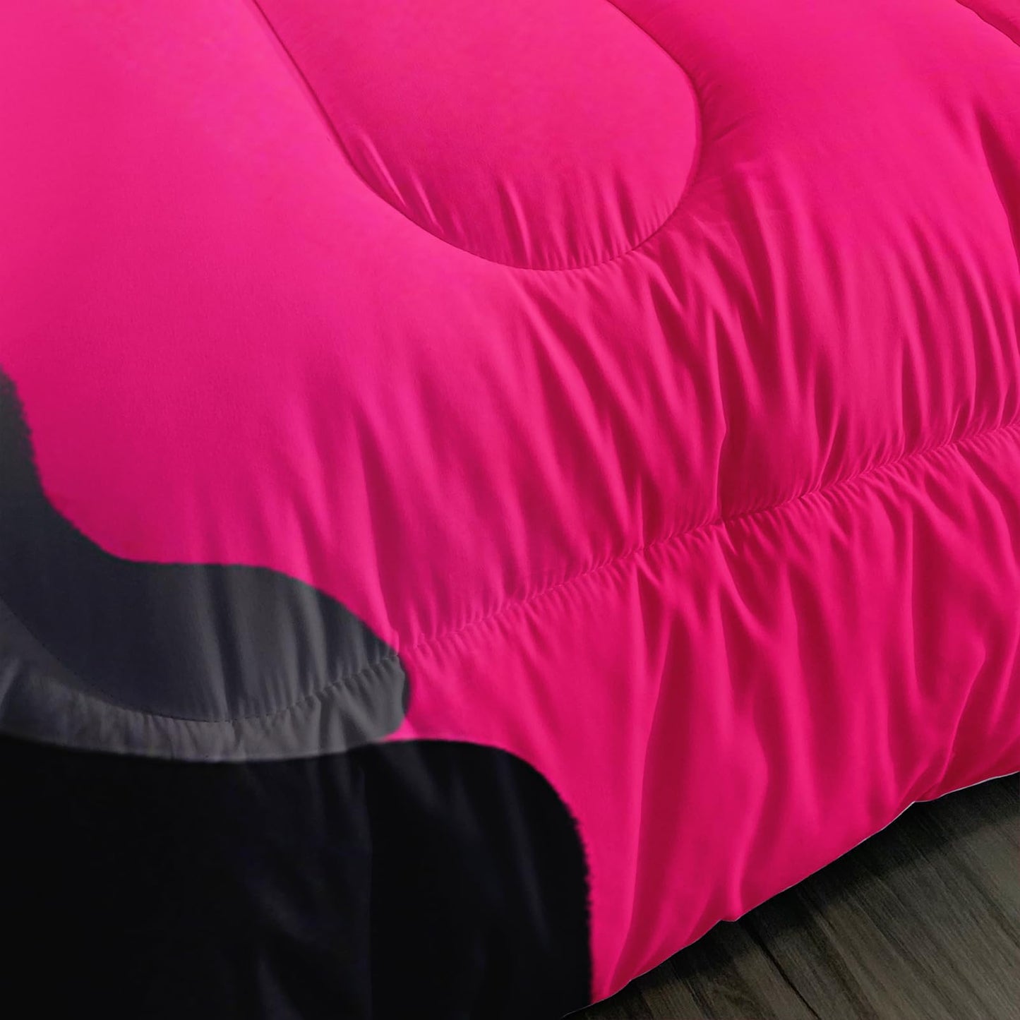 QOOMO 3Pcs Flowers Comforter Set Queen Size,Leopard Print Bedding Set for Teens Boys Girls,Pink Comforter with 2 Pillowcases,Soft and Lightweight