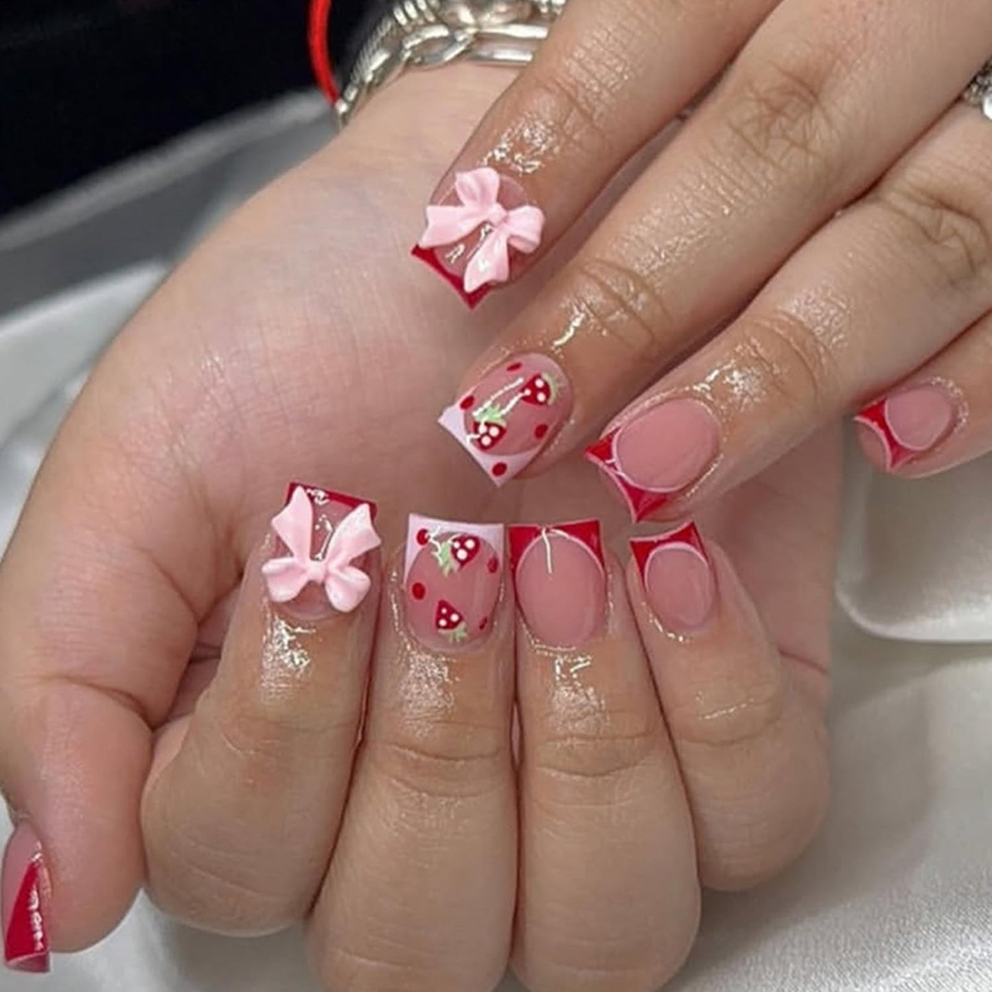 24Pcs Cute Press on Nails Extra Short Fake Nails with 3D Bow Designs Strawberry French Tip Glue on Nails Square Full Cover Acrylic Artificial Nails for Women Manicure Decorations
