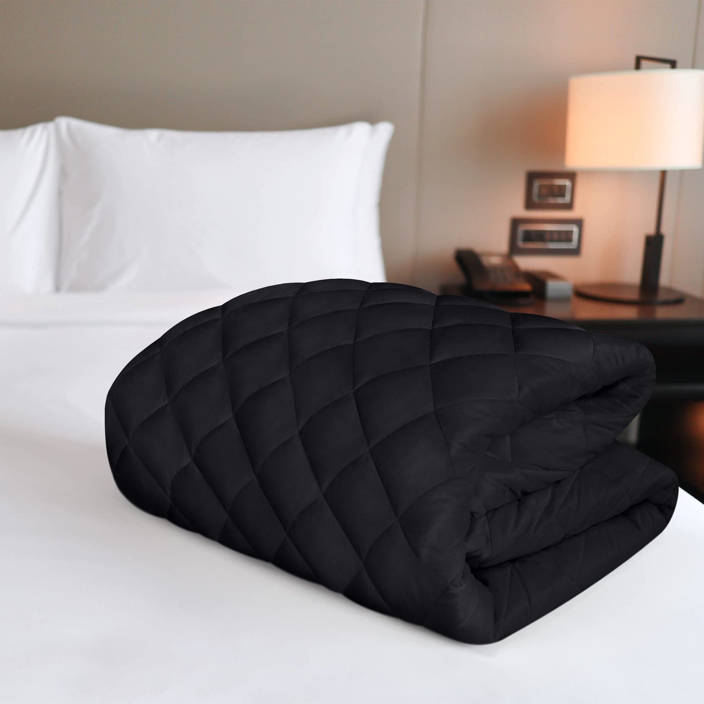 Quilted Fitted Mattress Pad, Queen Mattress Protector Topper with Deep Pocket Stretches up to 16 Inches, Machine Washable Mattress Cover by Utopia Bedding (Black)