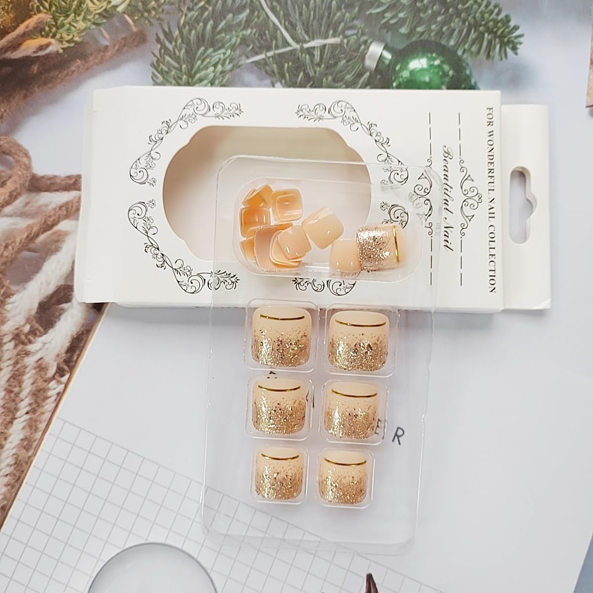 24 Pcs Nude Press on Toenails Square Toe Press on Nails Short Fake Nails French Gel X Nail Tips Gold Glitter Design Full Cover Acrylic Toe Nail Press ons with Nail File Stick Jelly Glue on Nails Kit
