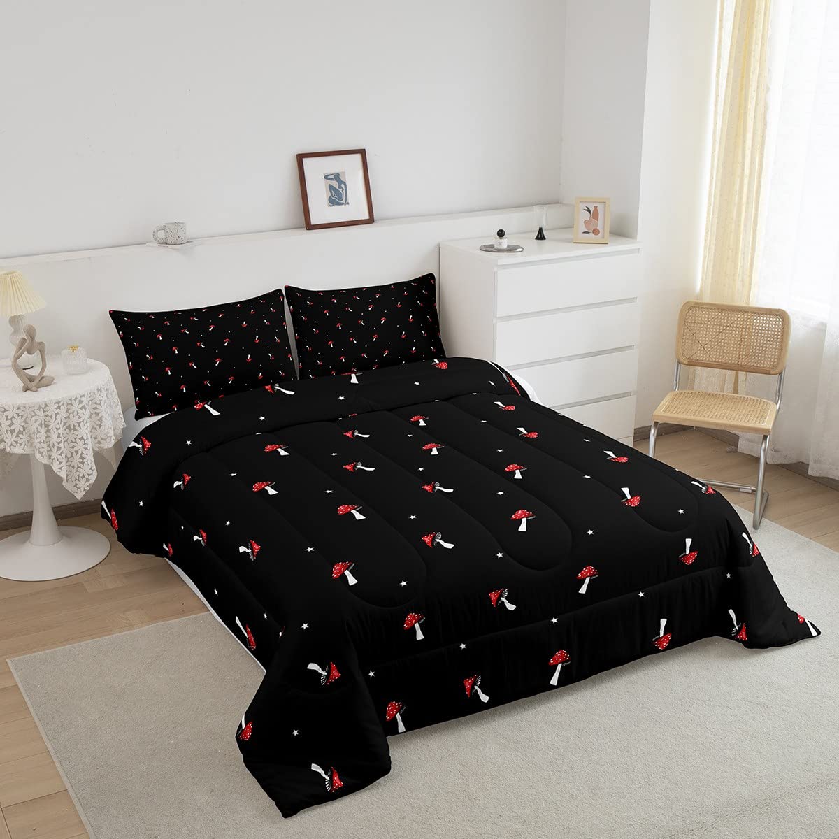 Cute Mushroom Kawaii Comforter Set Queen Kid Cartoon Bedding Set Red Mushroom Duvet Set Farmhouse Botanical Reversible Quilt Set Lovely Natural Wild Plants Comforter Set For Bedroom Decor, Black