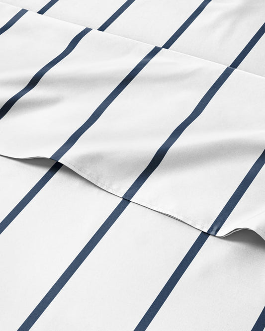 Striped Sheets - Navy Blue & White Striped Sheets - 1 Flat & 1 Fitted & 2 Pillowcases w/ Deep Pockets – Wrinkle & Fade Free - Soft, Breathable & Cooling – Luxury Pinstripe Bedding - Queen Size Bed Set