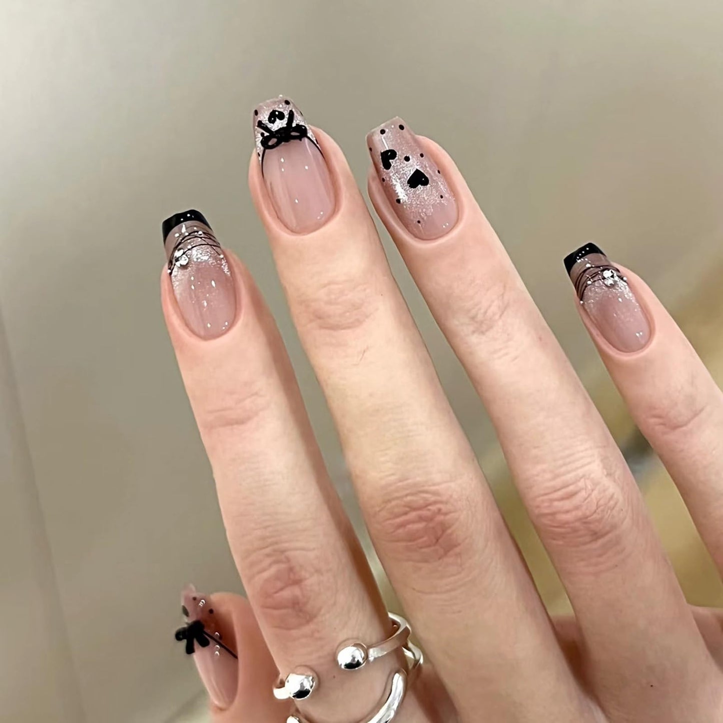 MERVF Press on Nails Medium Coffin, Black Heart French Tip Fake Nails Cat Eye Glitter Design Glue ons 3D Bow Rhinestones Acrylic Nail Glossy 30pcs