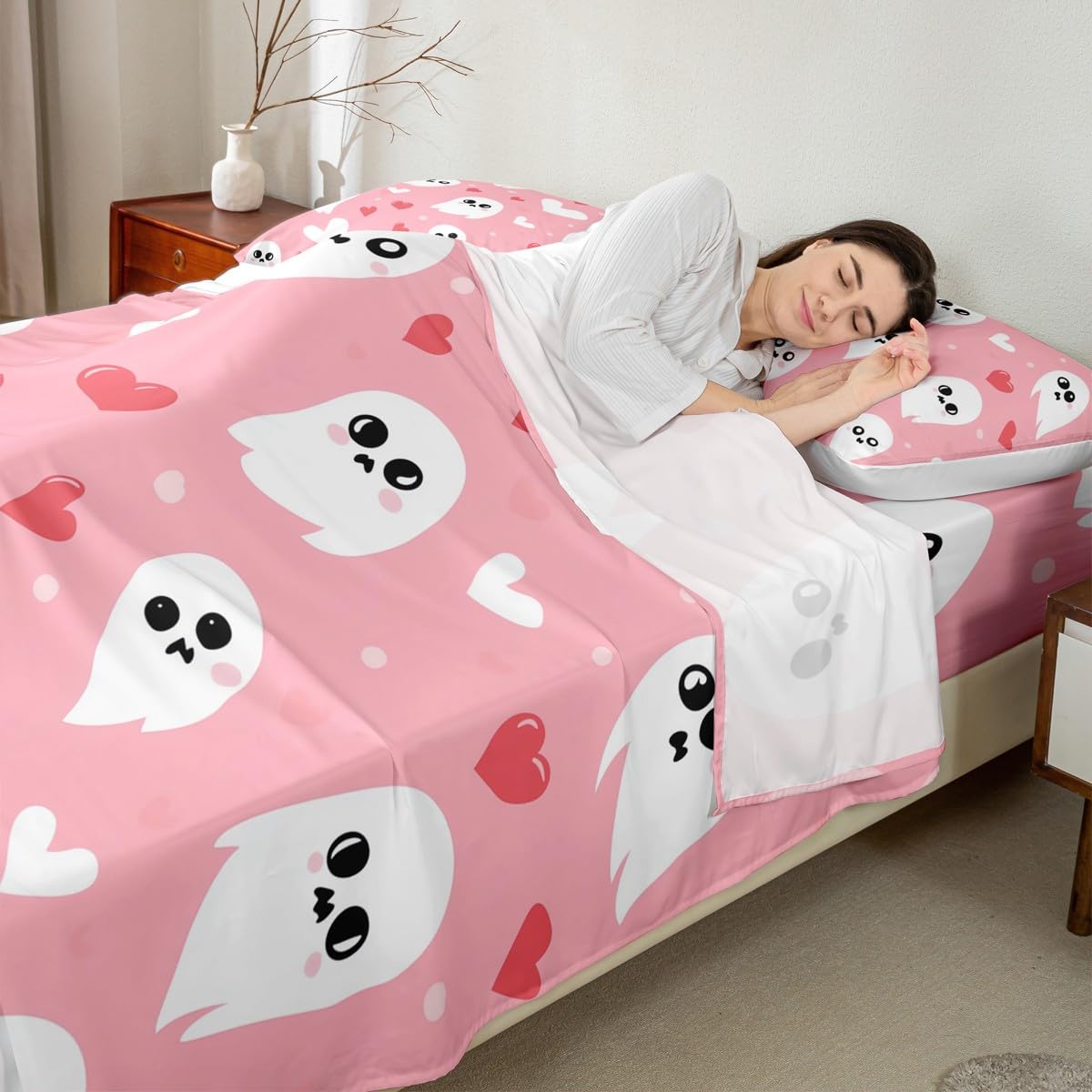 jejeloiu Cute Ghost Bed Sheets Set Full Size Kids Happy Halloween Pink Fitted Sheet for Boys Girls Kawaii Bedding Set Soft Microfiber Room Decor（with 2 Pillow Cases）